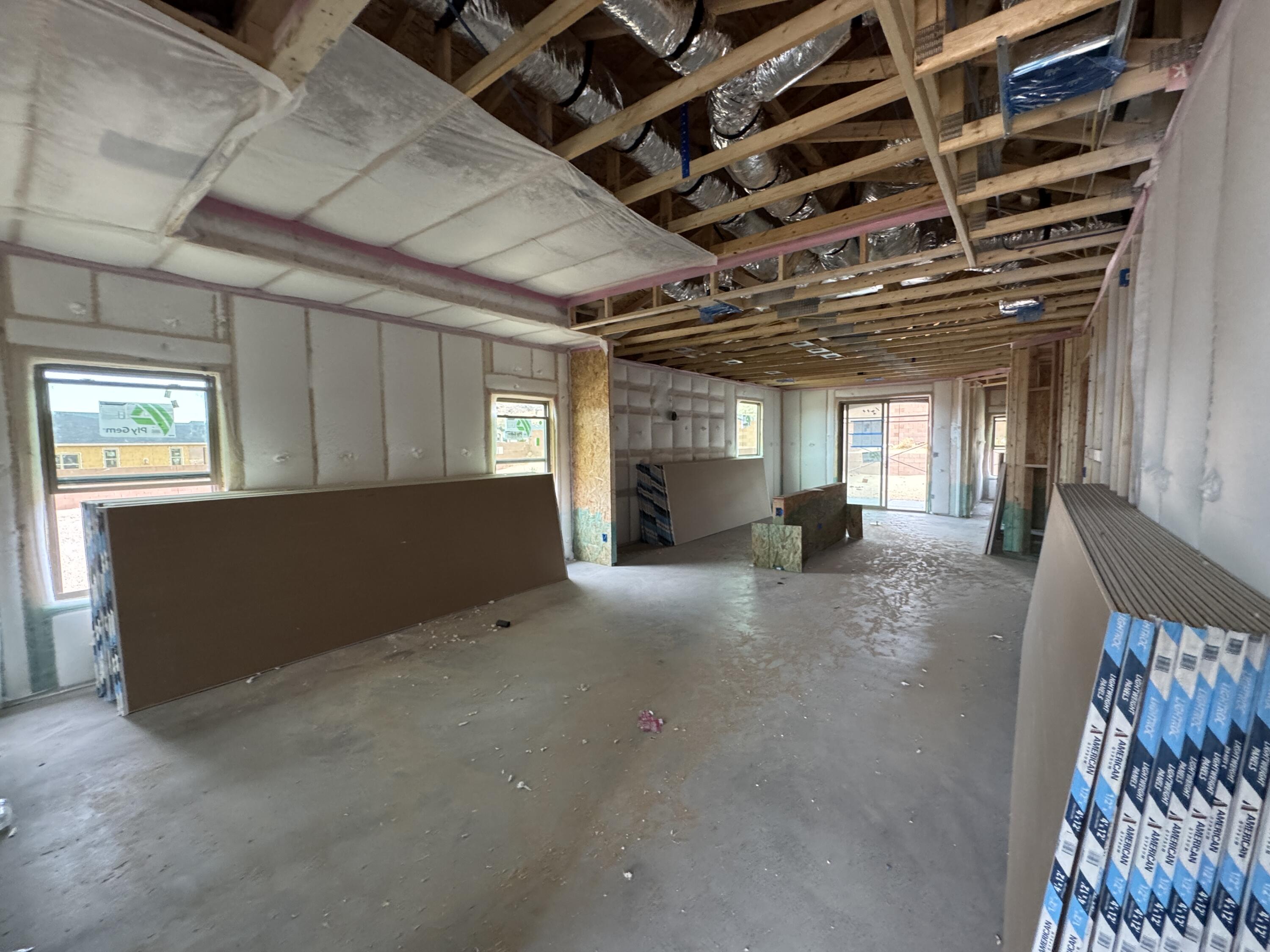 Photo 5 — 4927 Manzano Peak Street SW