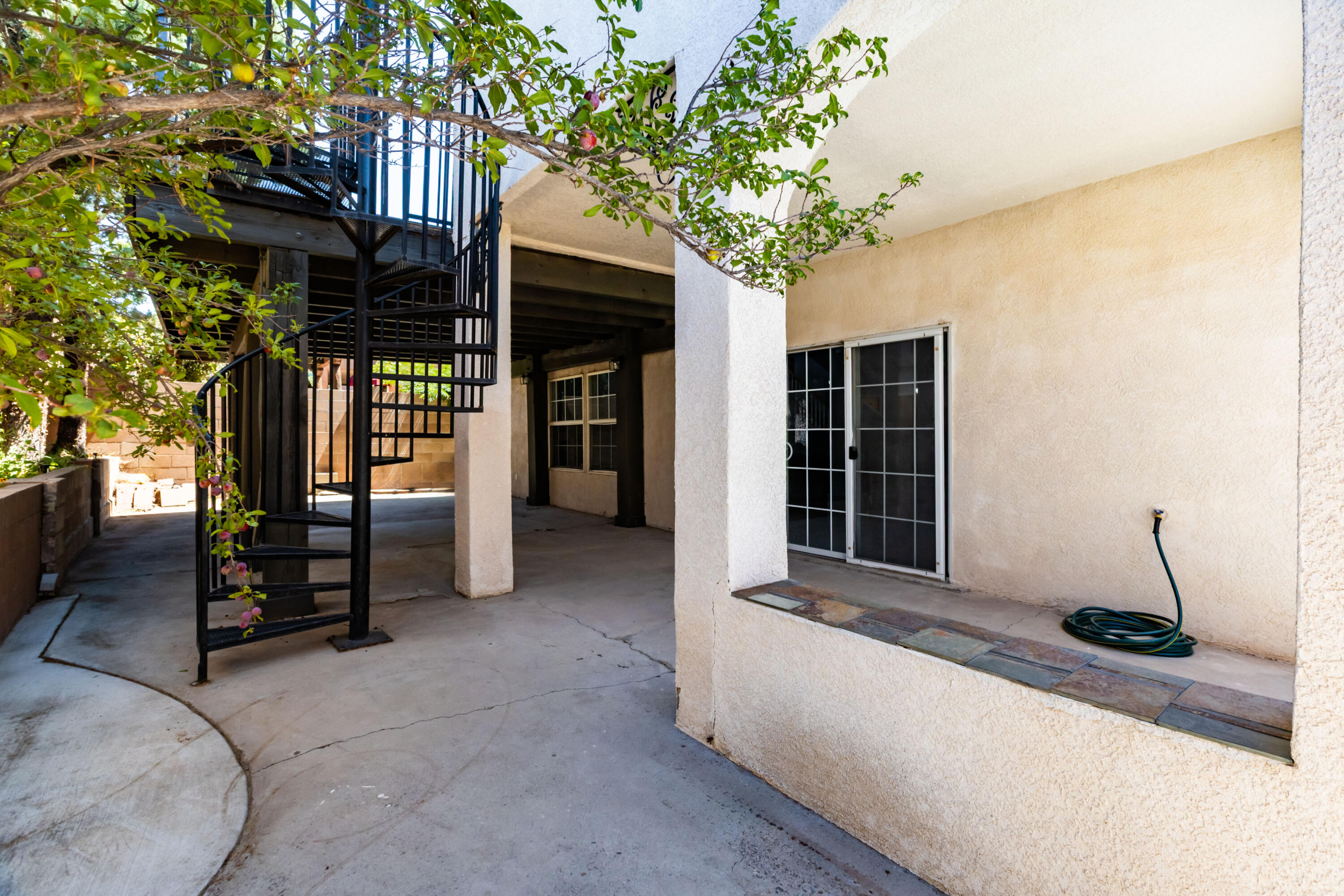 Photo 4 — 5801 Tres Vistas Court NW