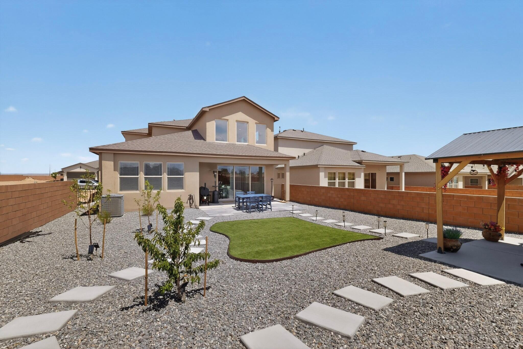 Photo 11 — 4139 Silver Springs Road NE