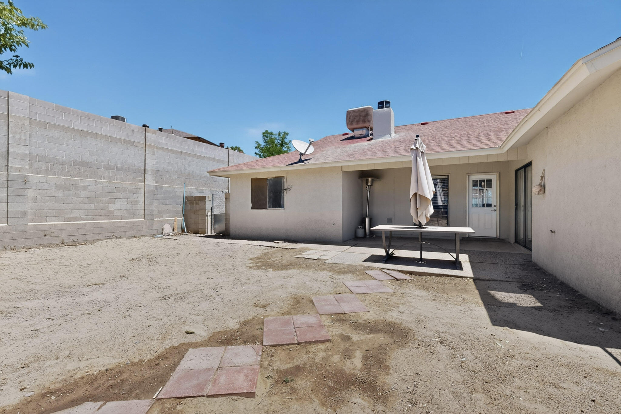 Photo 18 — 5104 La Subida Street NW