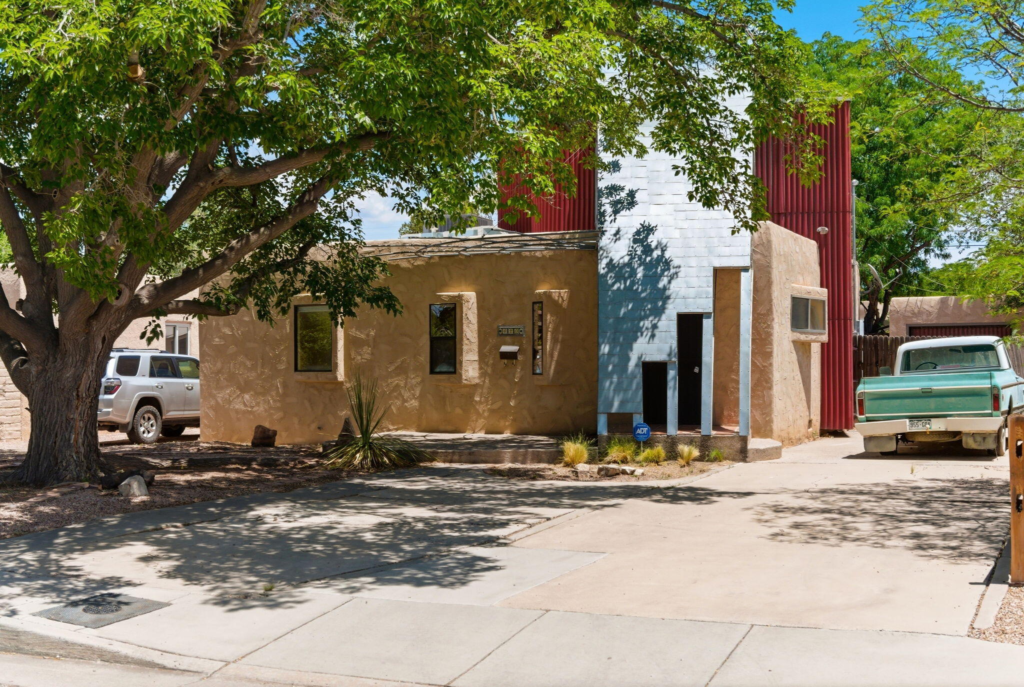 420 Aliso Drive NE, Albuquerque, NM 87108