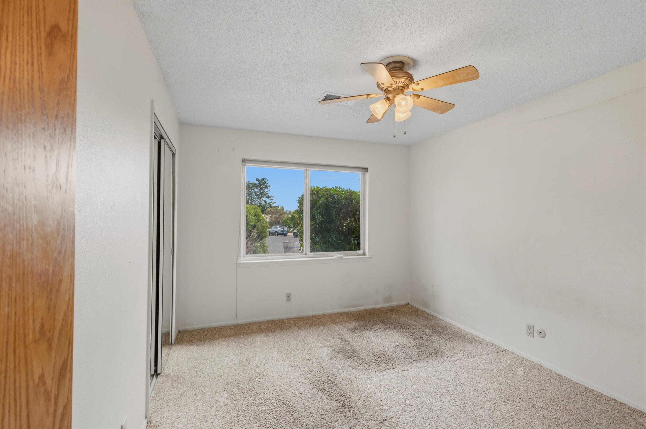 Photo 18 — 4816 Baja Court NE