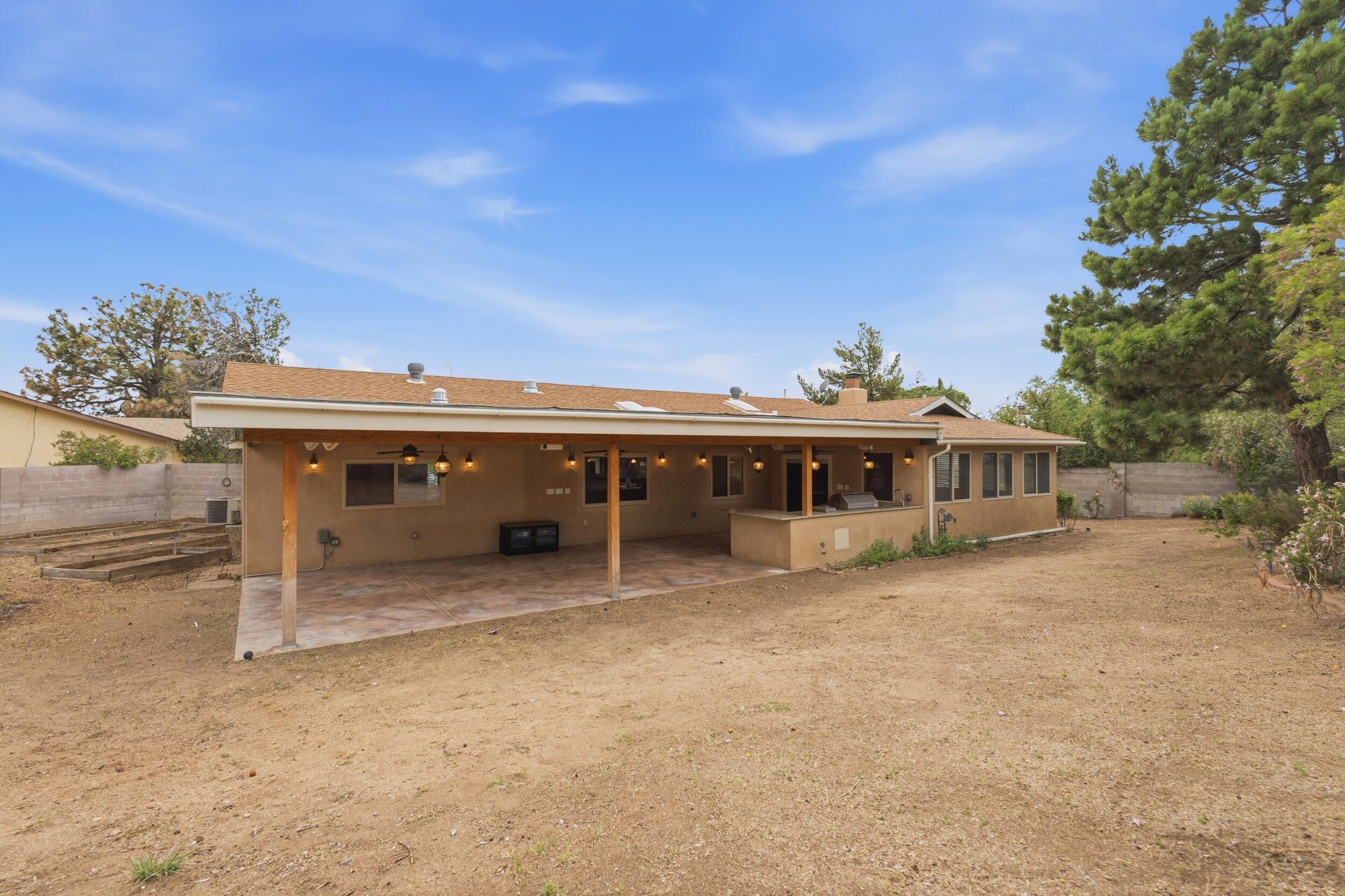 Photo 8 — 4816 Baja Court NE