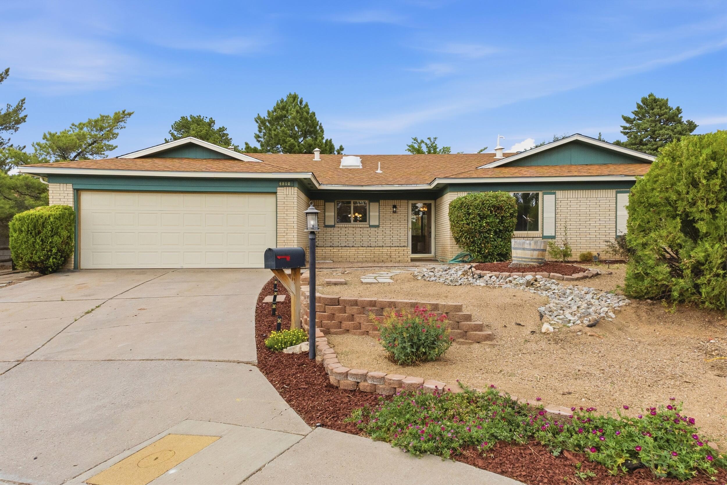 Photo 6 — 4816 Baja Court NE