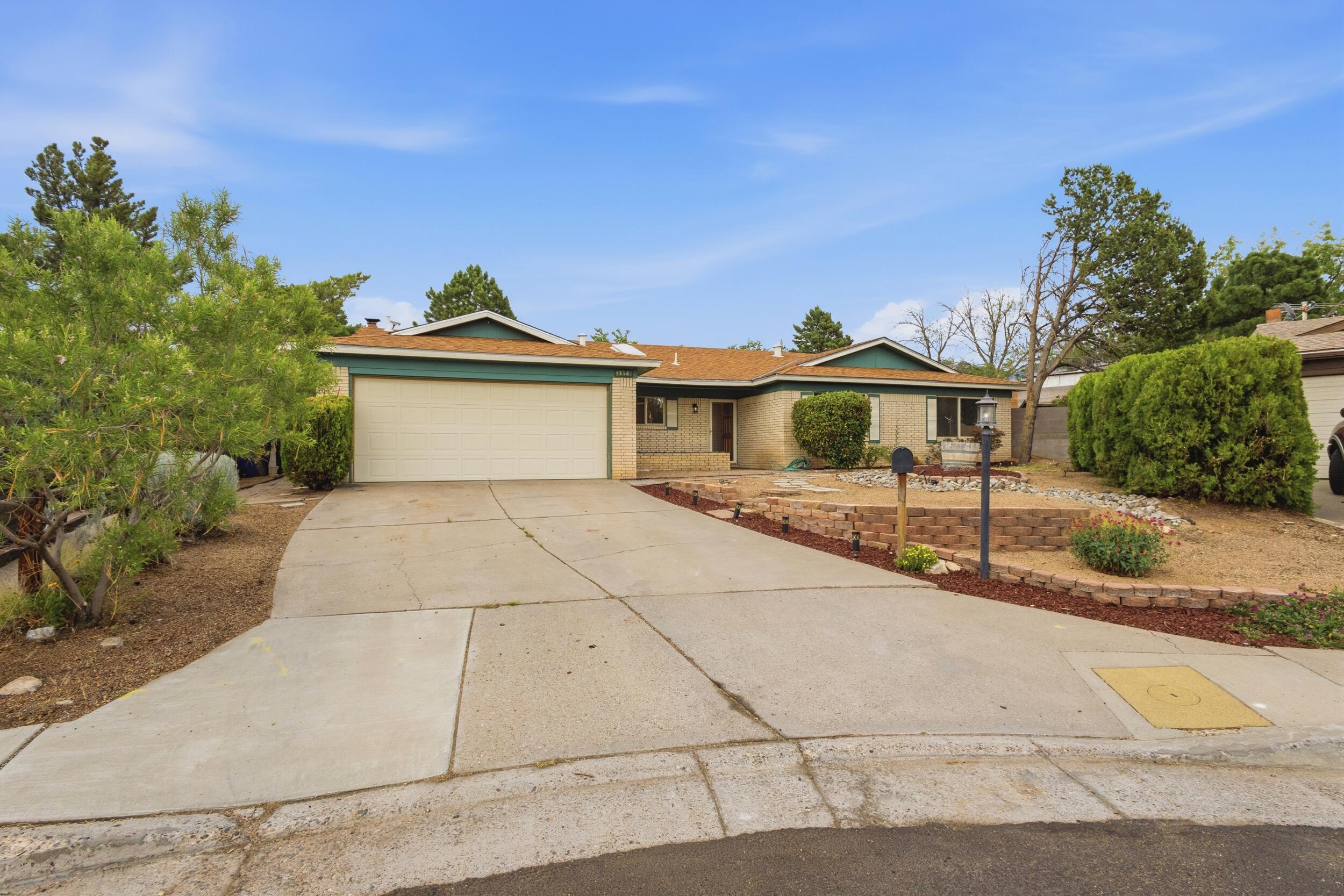Photo 4 — 4816 Baja Court NE