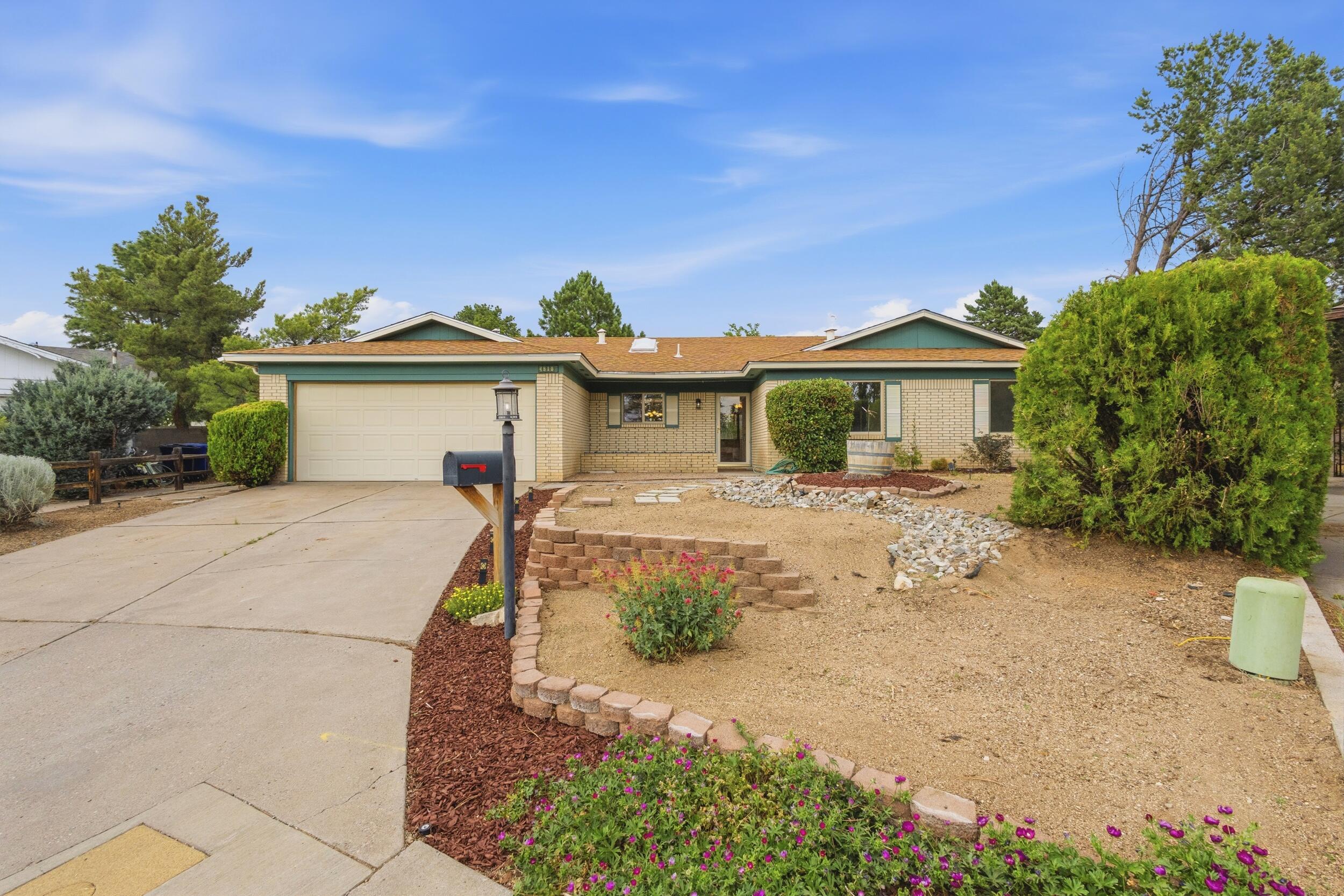 Photo 3 — 4816 Baja Court NE