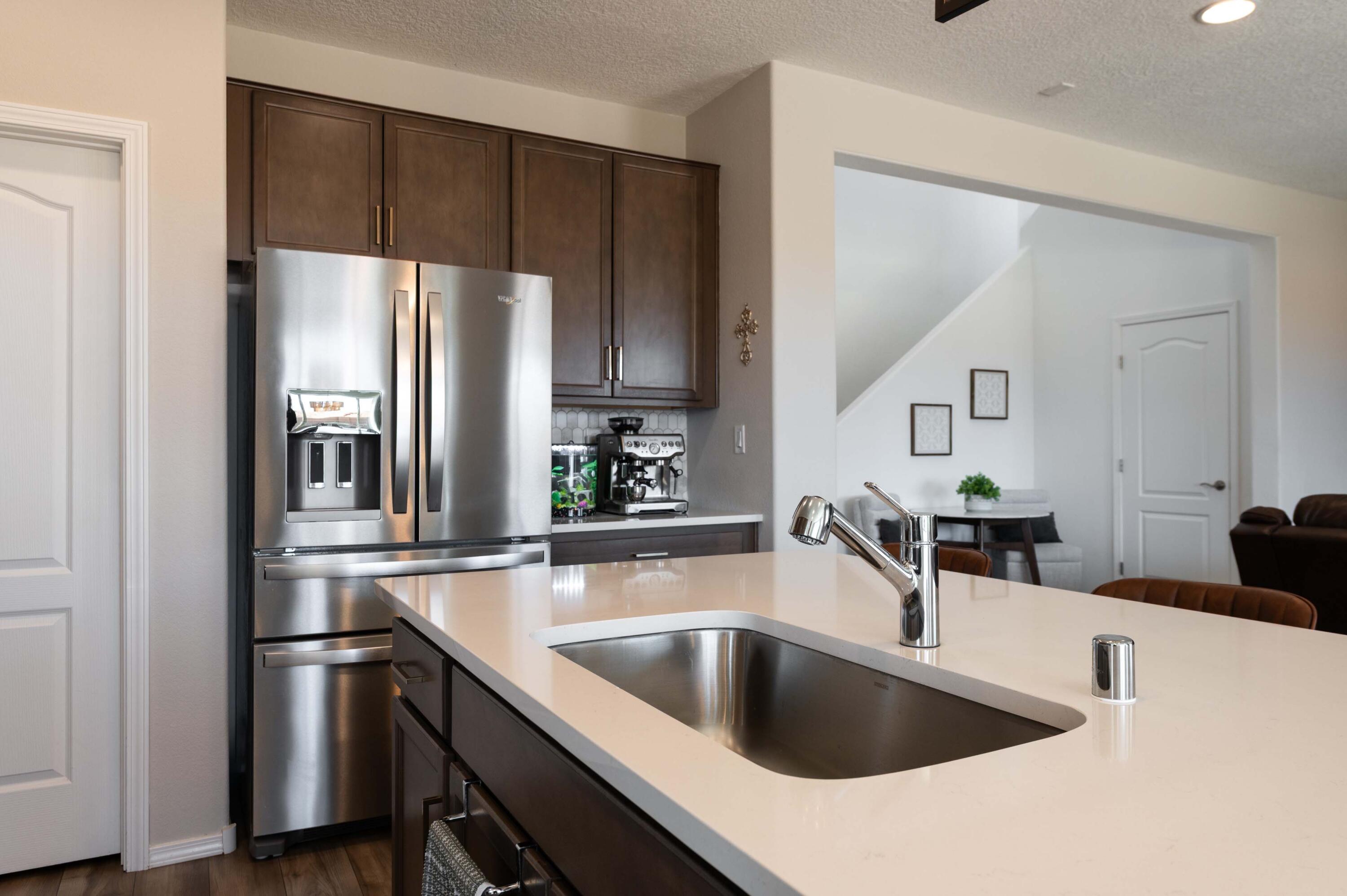 Photo 20 — 6806 Sydney Drive NE