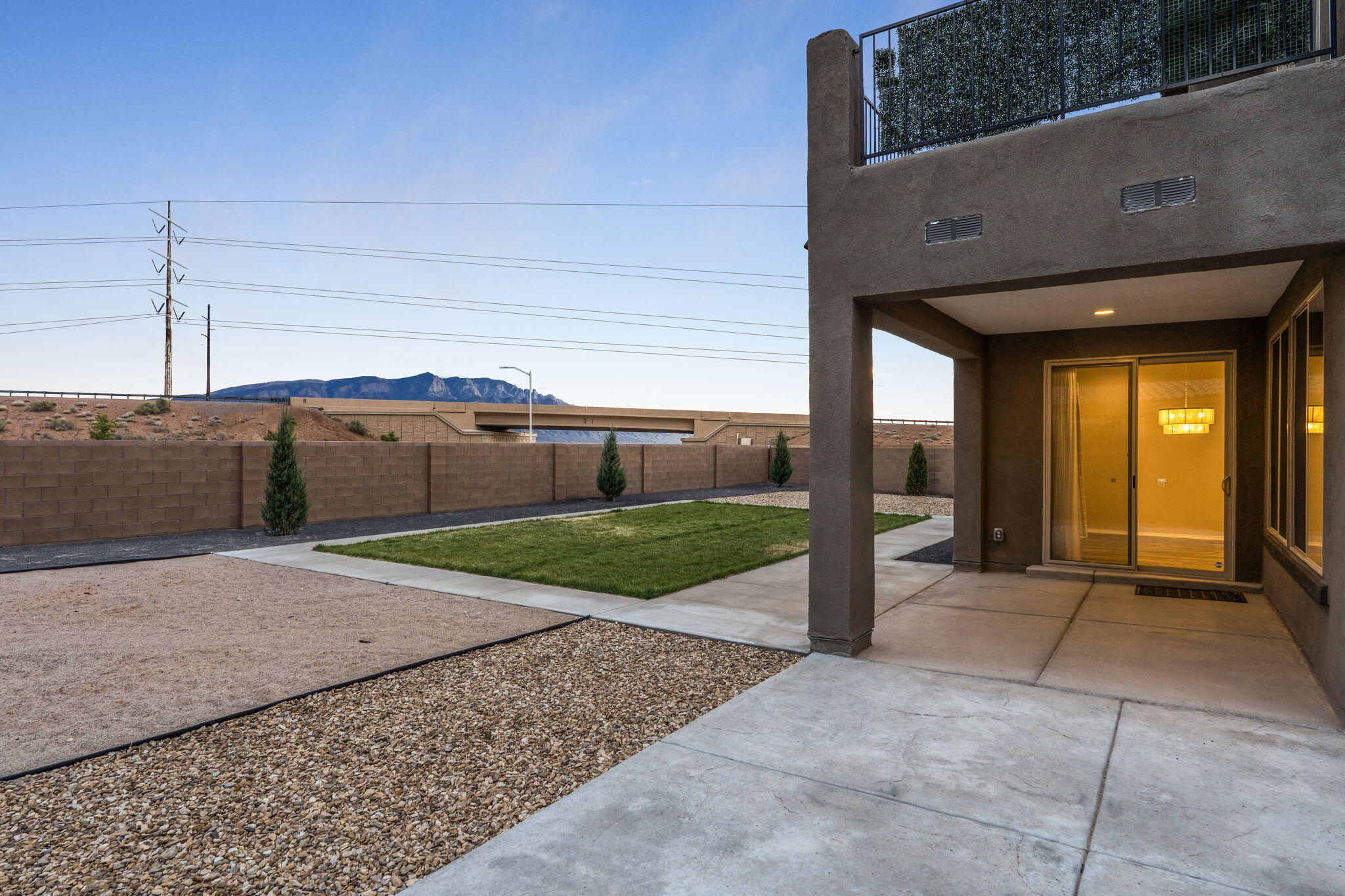 Photo 15 — 6806 Sydney Drive NE