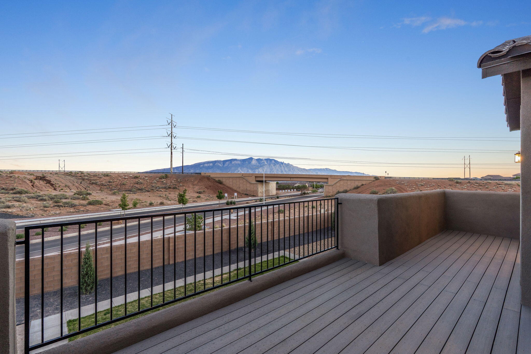 Photo 16 — 6806 Sydney Drive NE