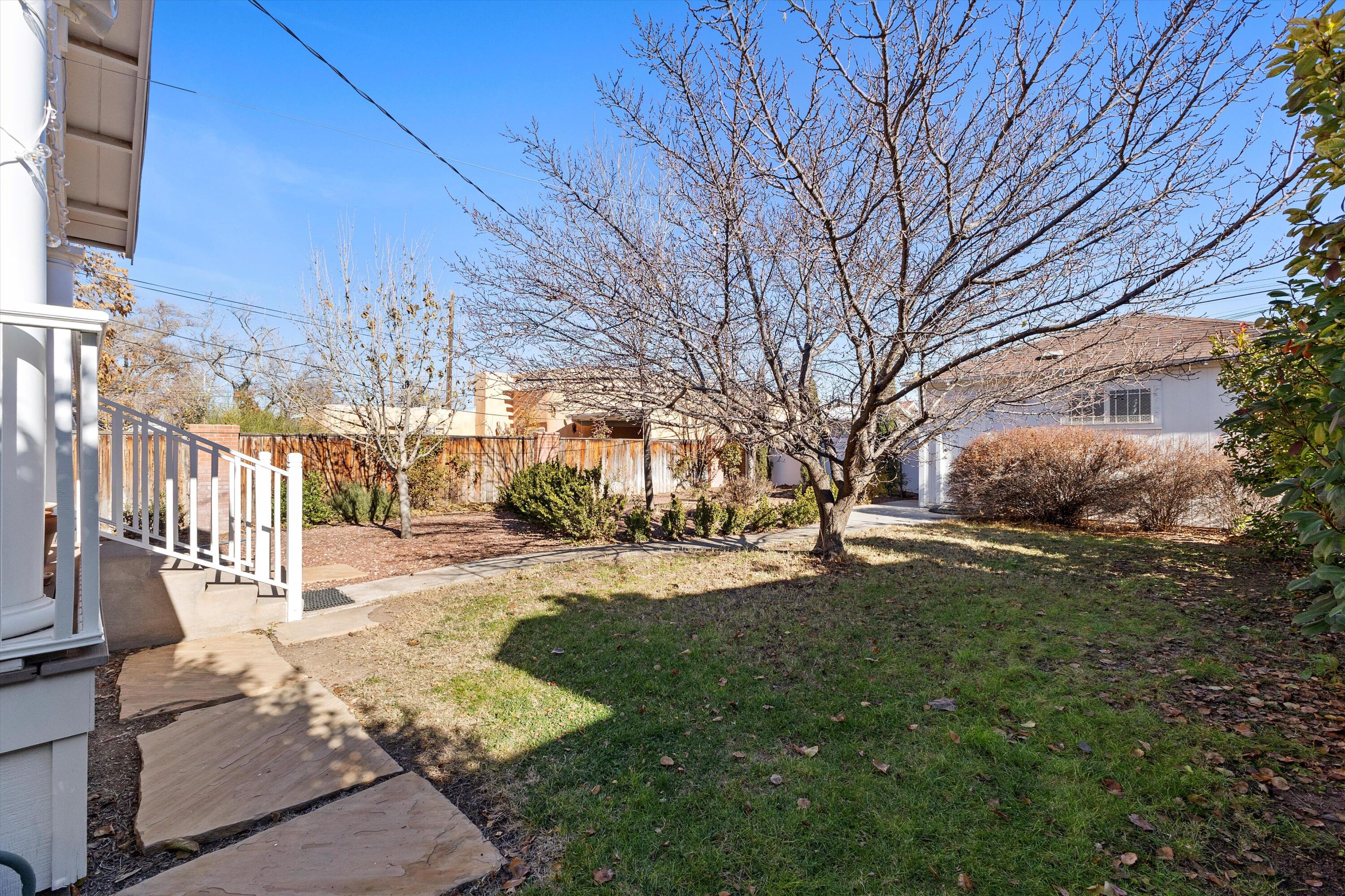 Photo 4 — 412 11th Street NW