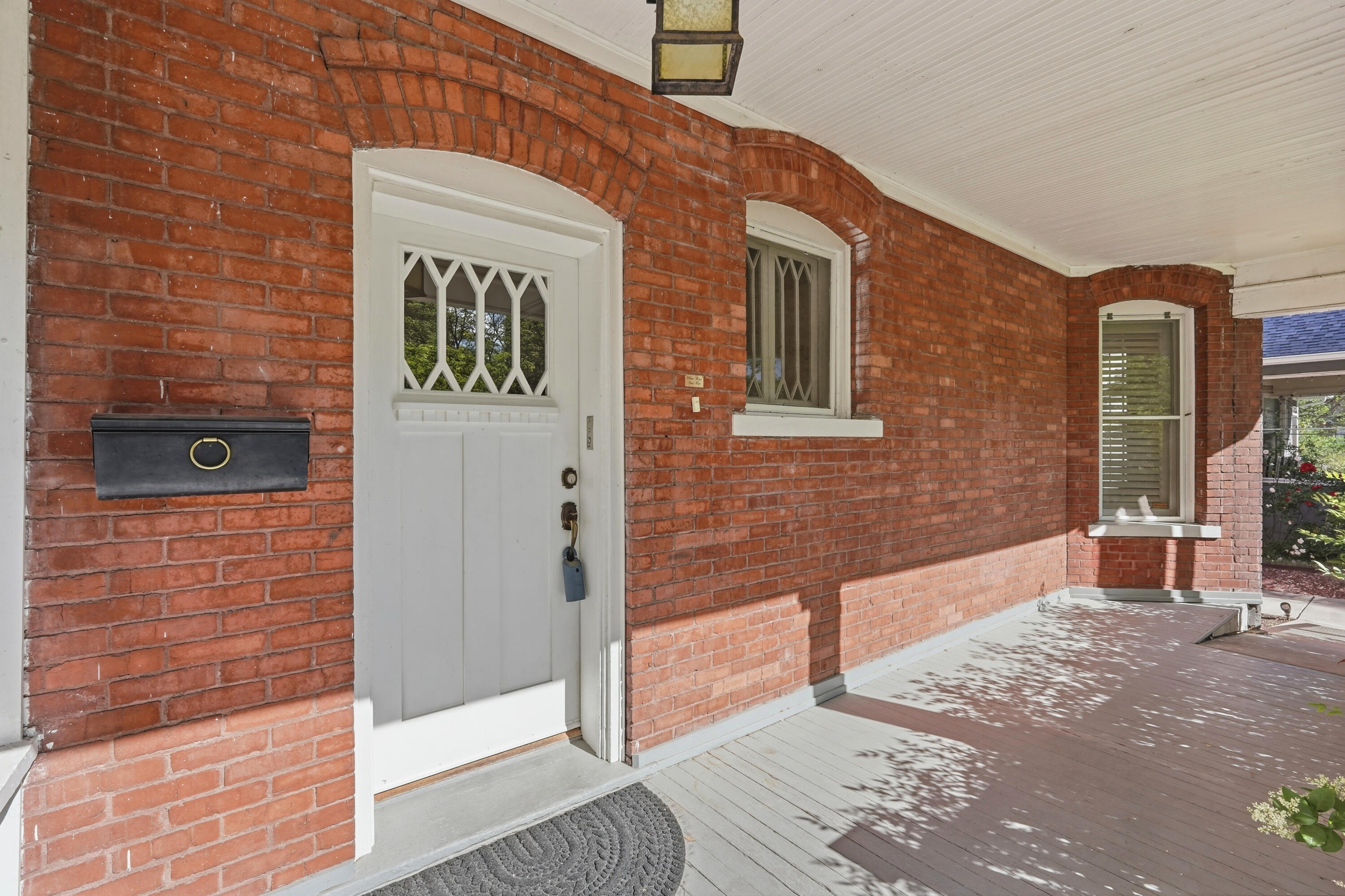 Photo 3 — 412 11th Street NW