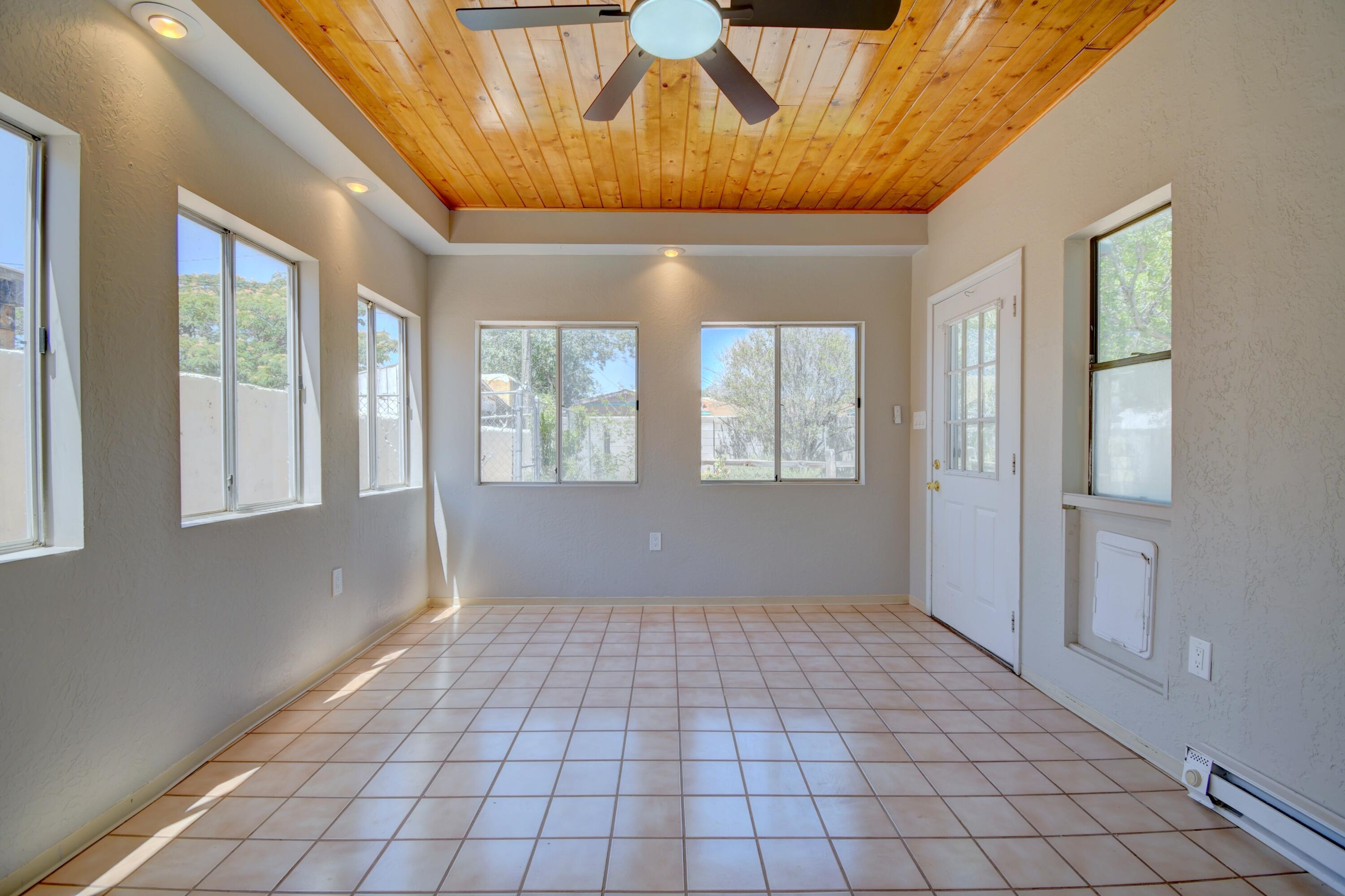 Photo 6 — 1515 Hermosa Drive SE