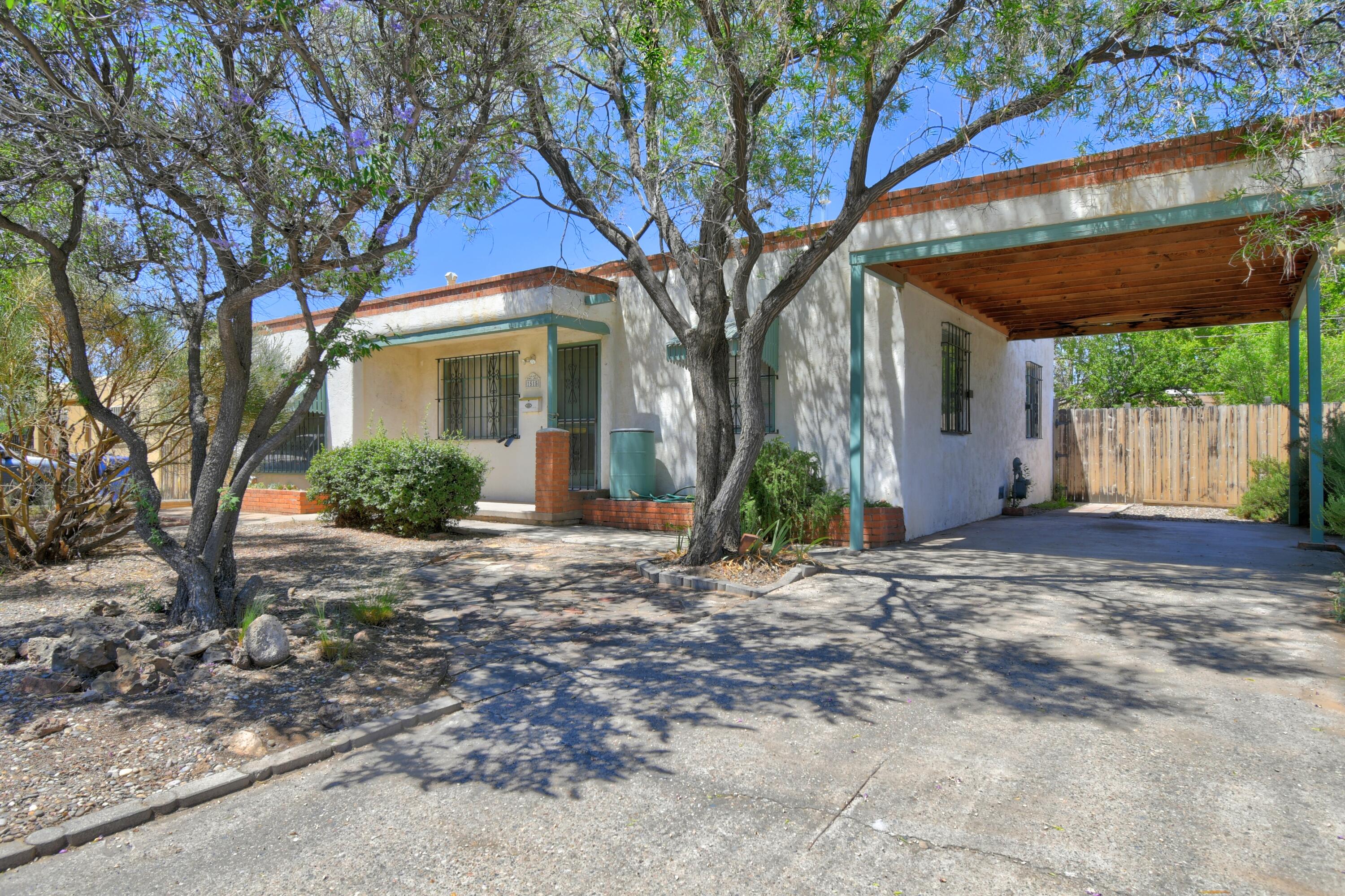 Photo 8 — 1515 Hermosa Drive SE