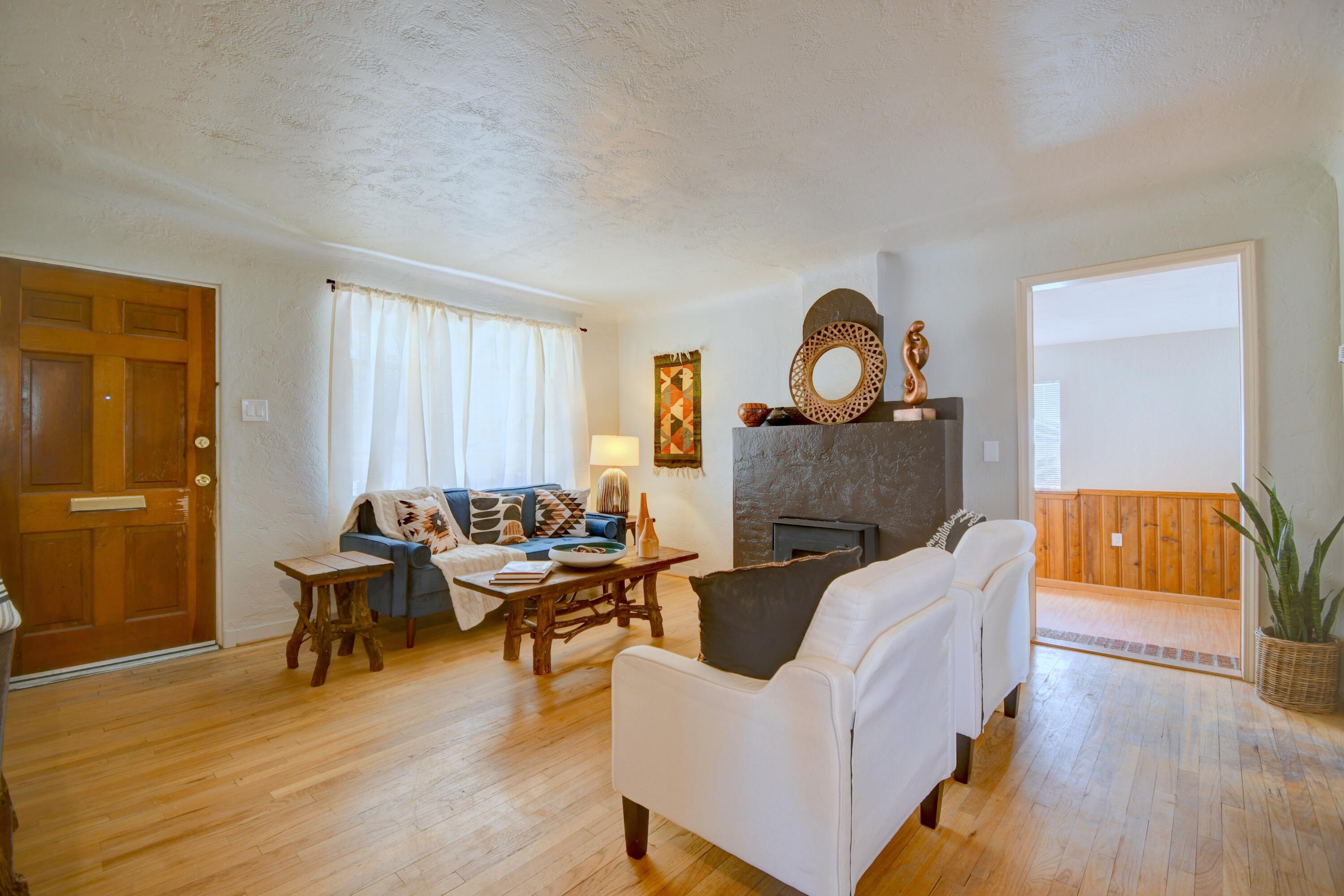 Photo 10 — 1515 Hermosa Drive SE