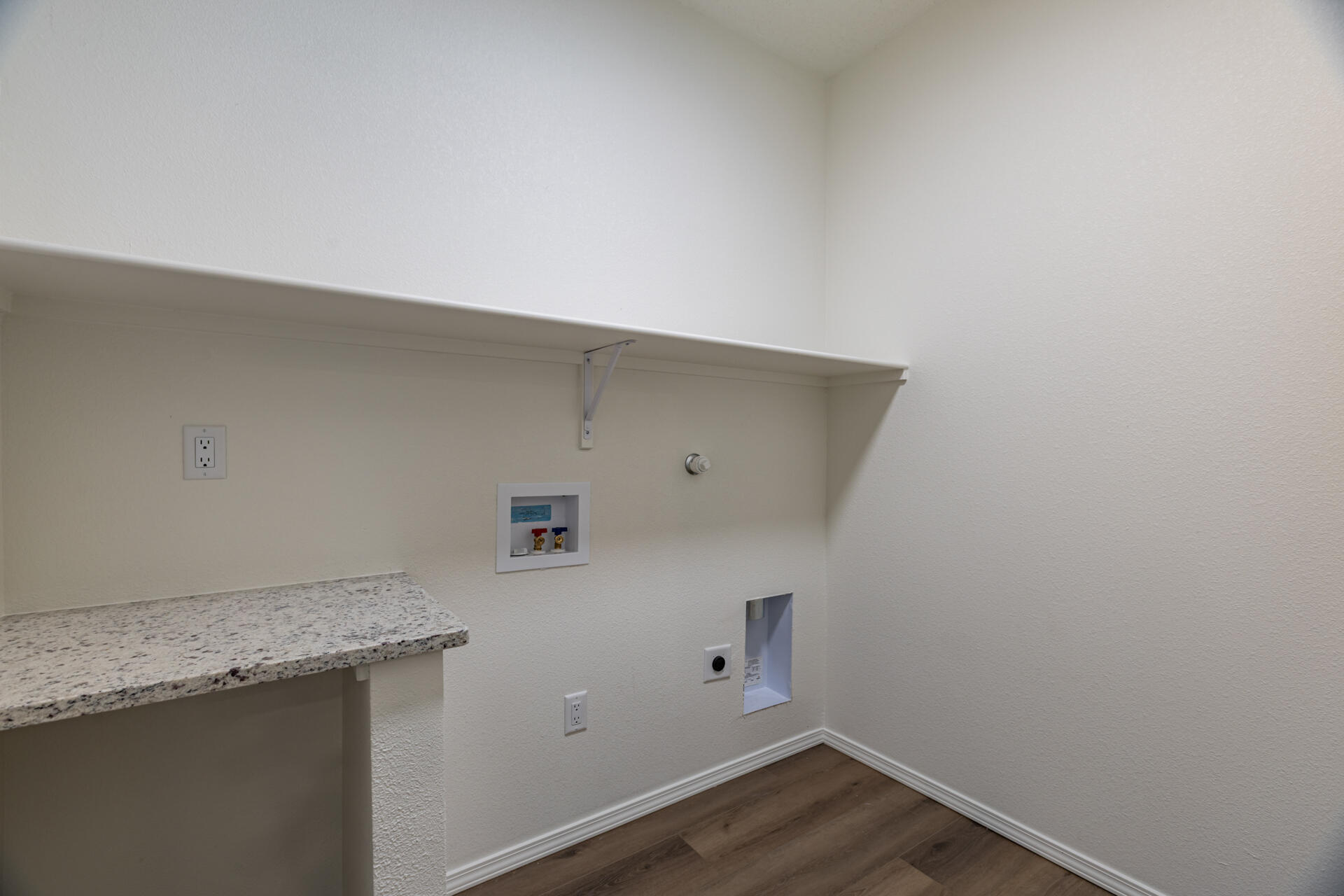Photo 7 — 4943 Manzano Peak Street SW