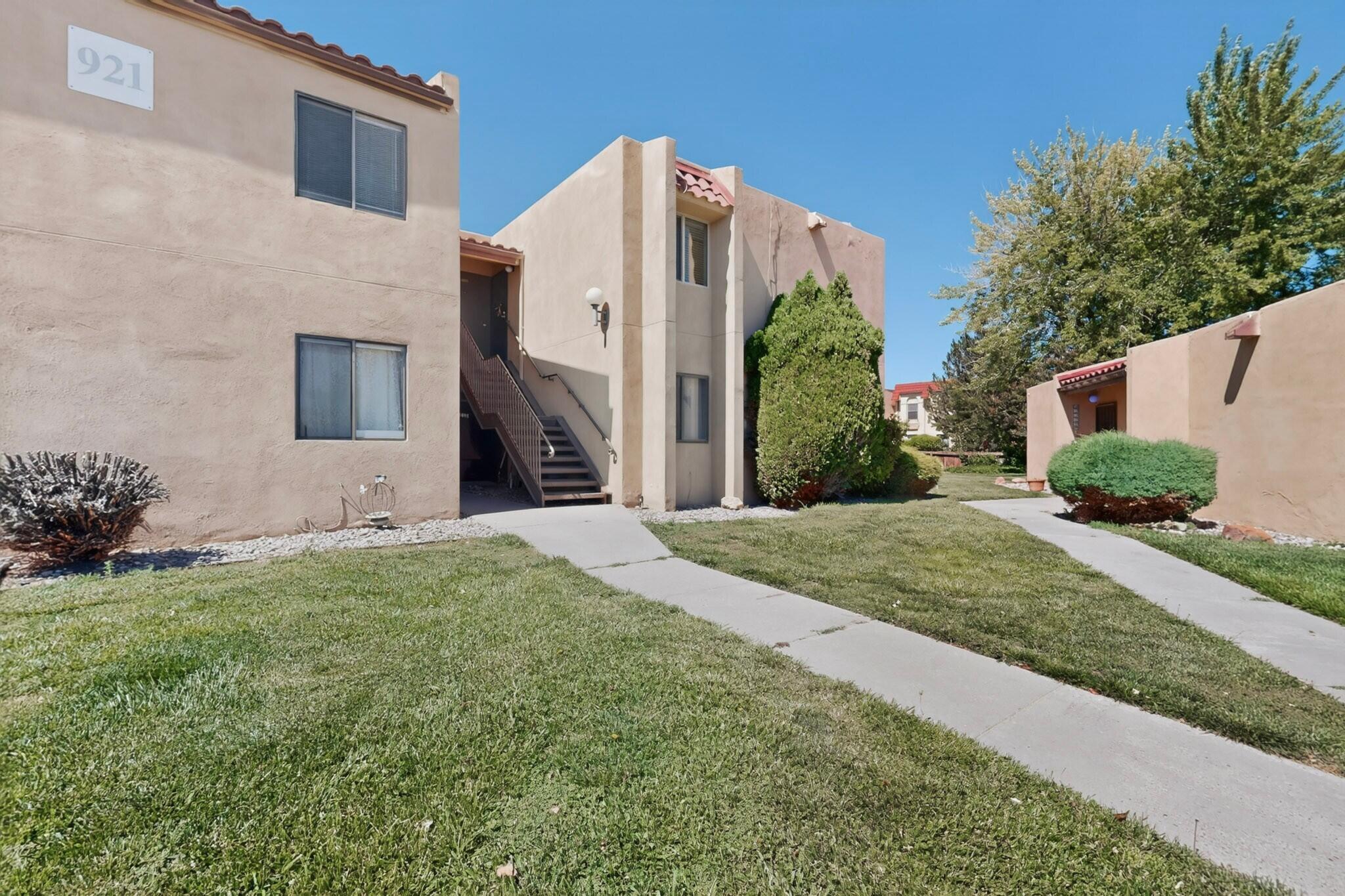 Photo 12 — 921 Country Club Drive SE APT J