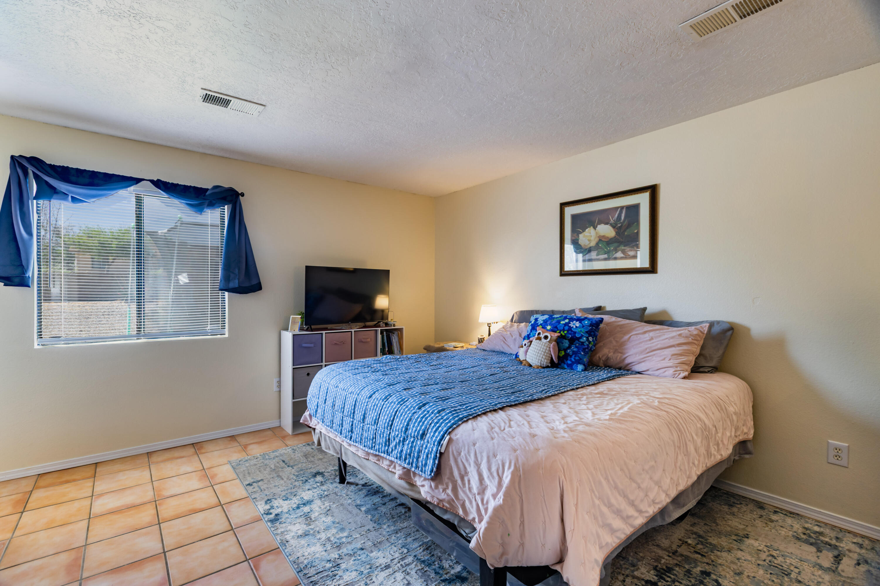 Photo 12 — 4255 Pumice Drive NE