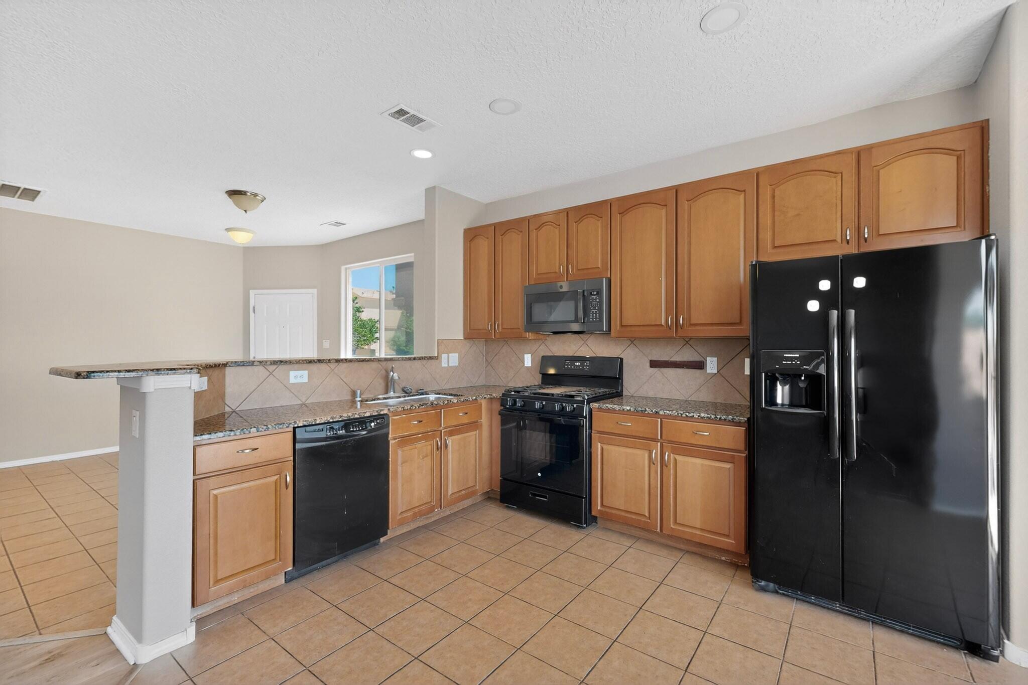 Photo 14 — 2448 Violeta Circle SE