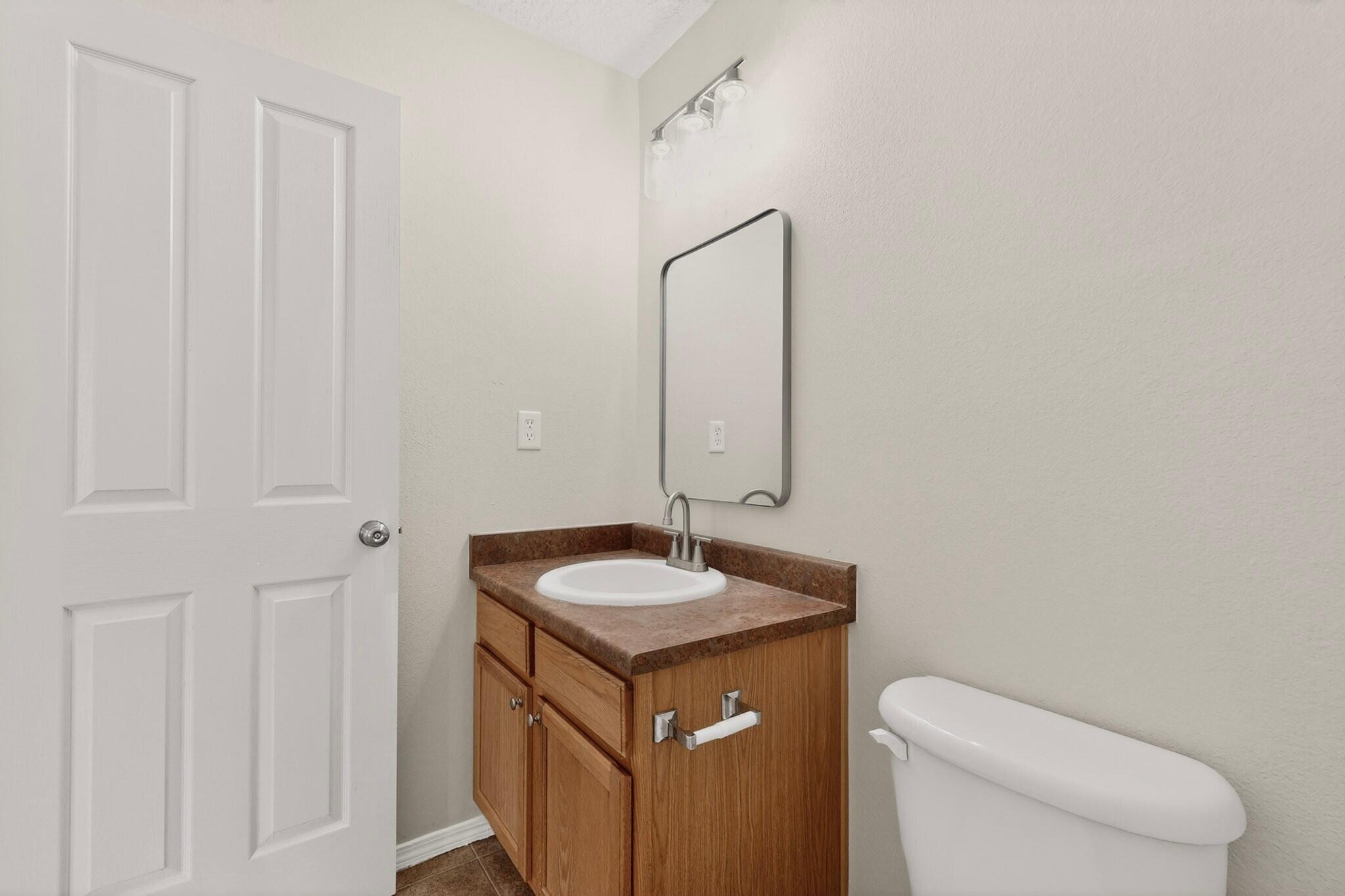 Photo 2 — 235 Cloud View Avenue SW