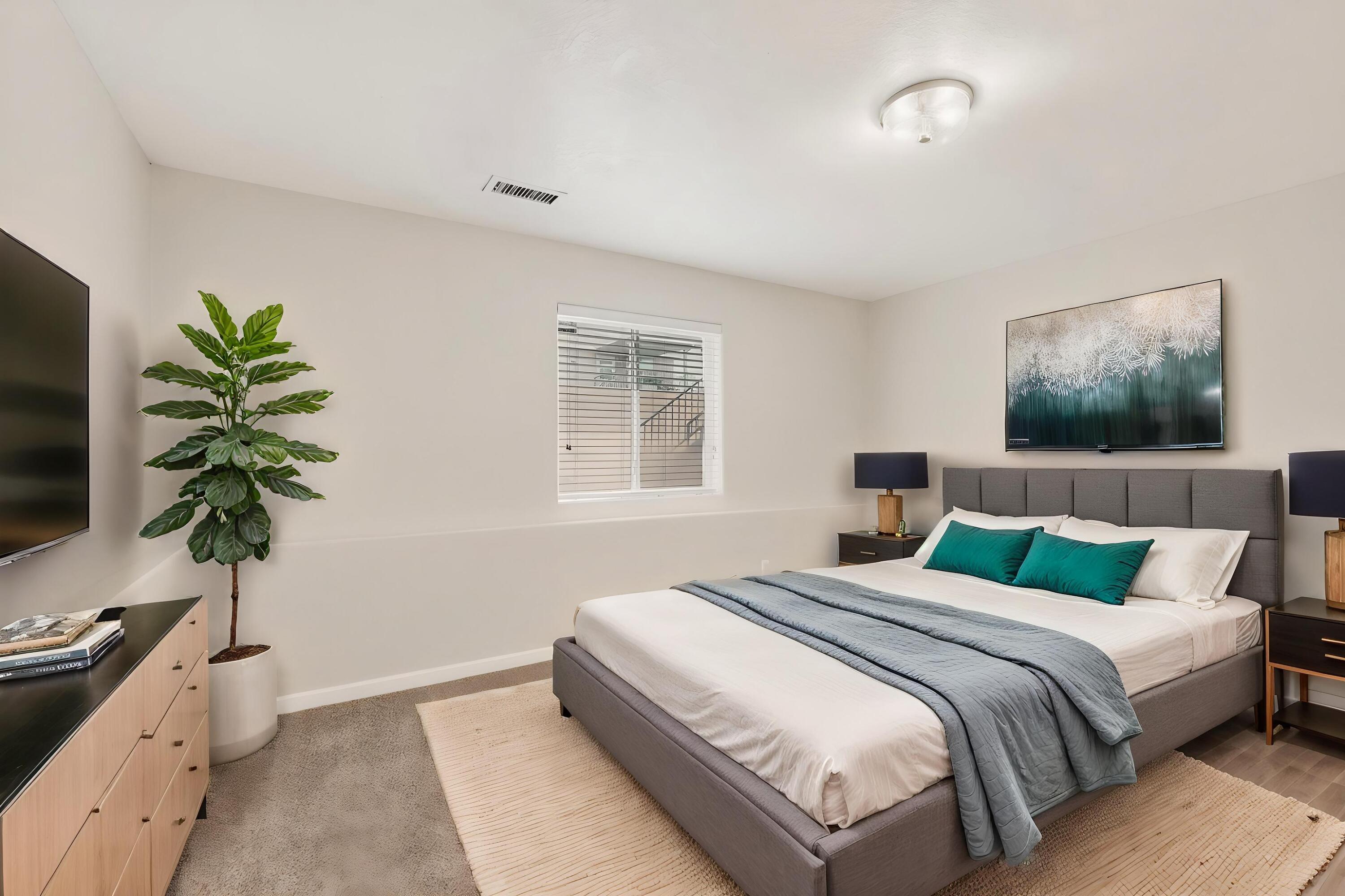 Photo 13 — 235 Cloud View Avenue SW