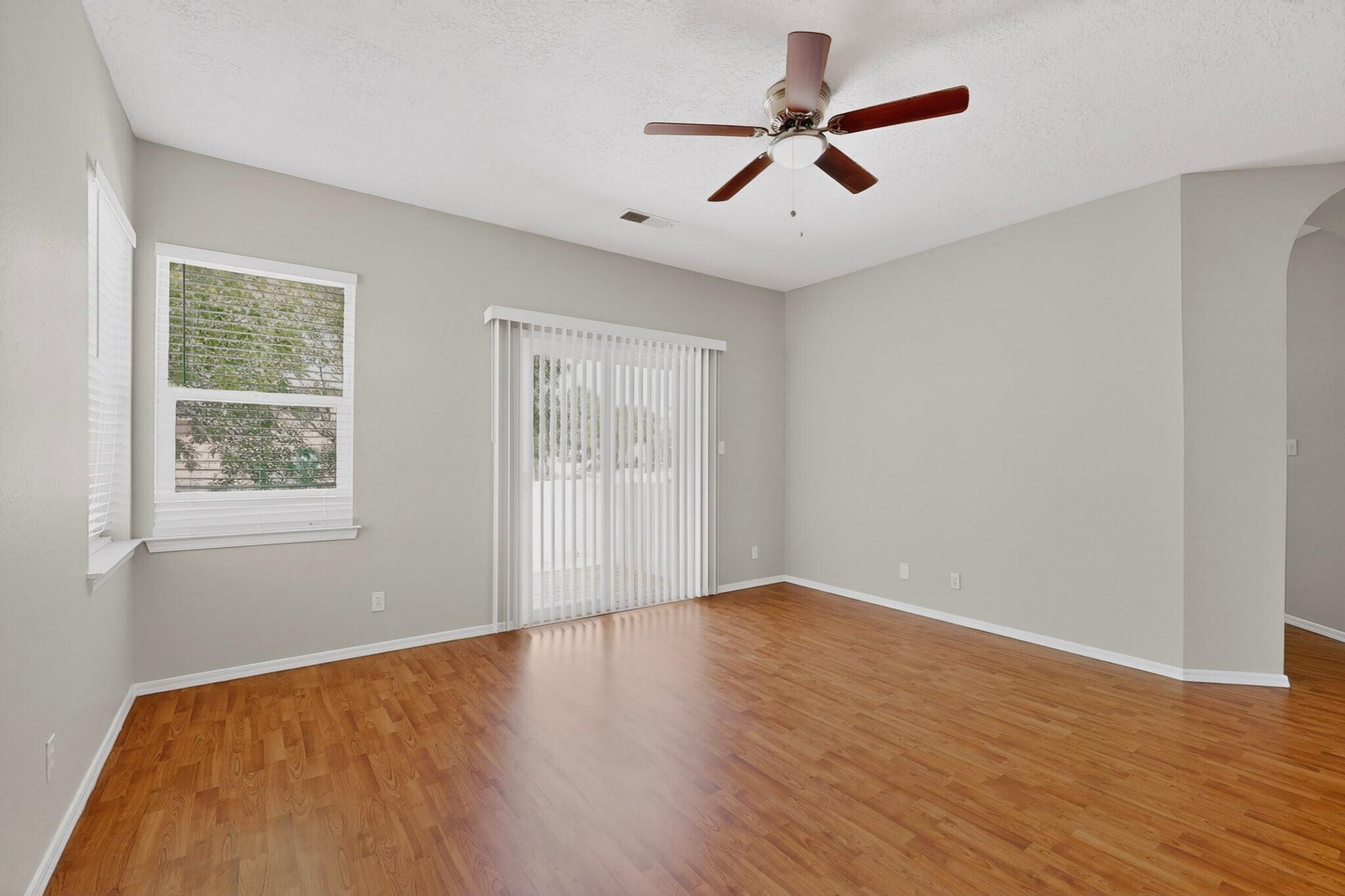 Photo 5 — 8009 Rancho Dorado Court NW