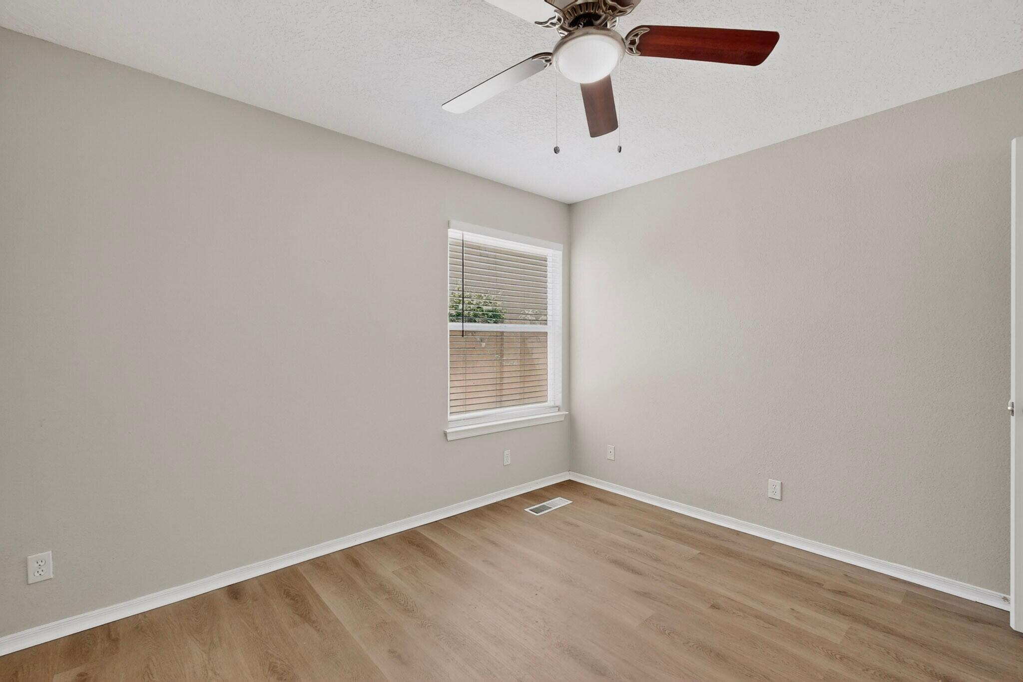 Photo 12 — 8009 Rancho Dorado Court NW