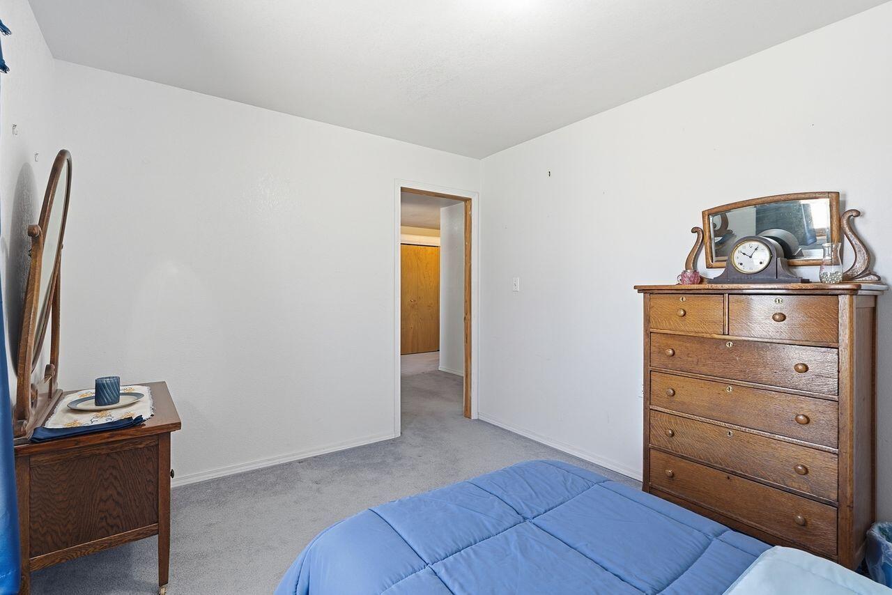 Photo 20 — 636 N Cedardale Avenue