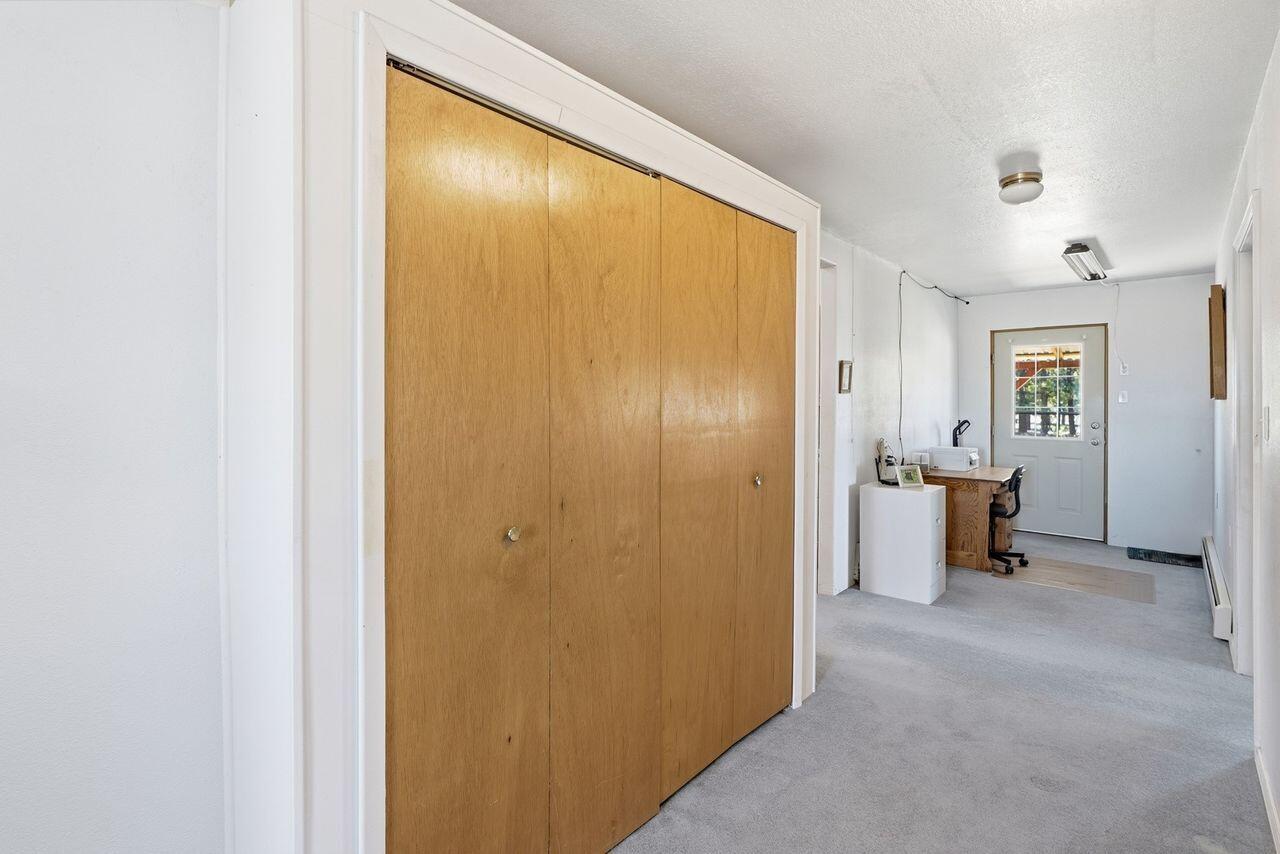 Photo 2 — 636 N Cedardale Avenue