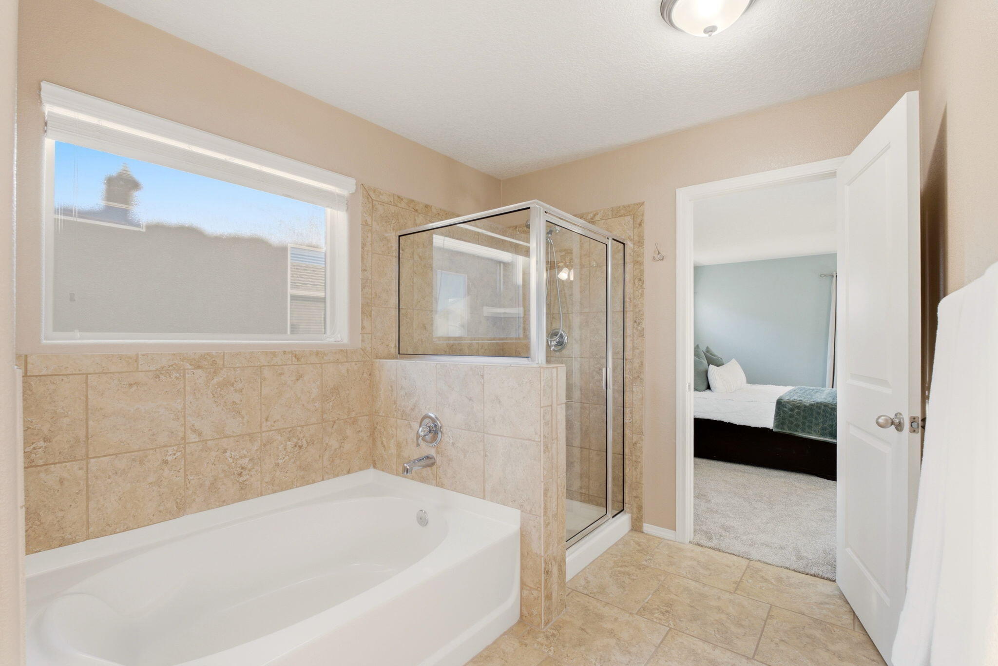 Photo 12 — 8420 Chilte Pine Road NW