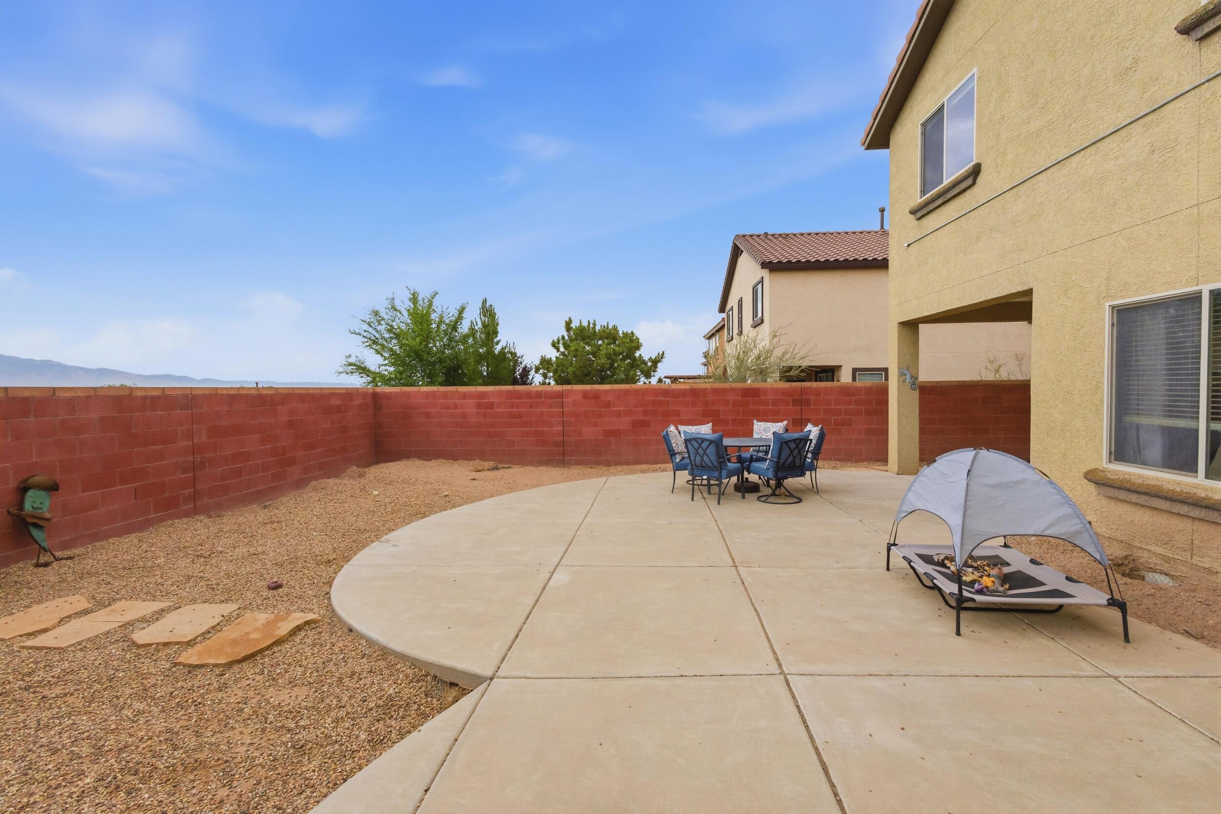 Photo 3 — 529 Loma Linda Loop NE