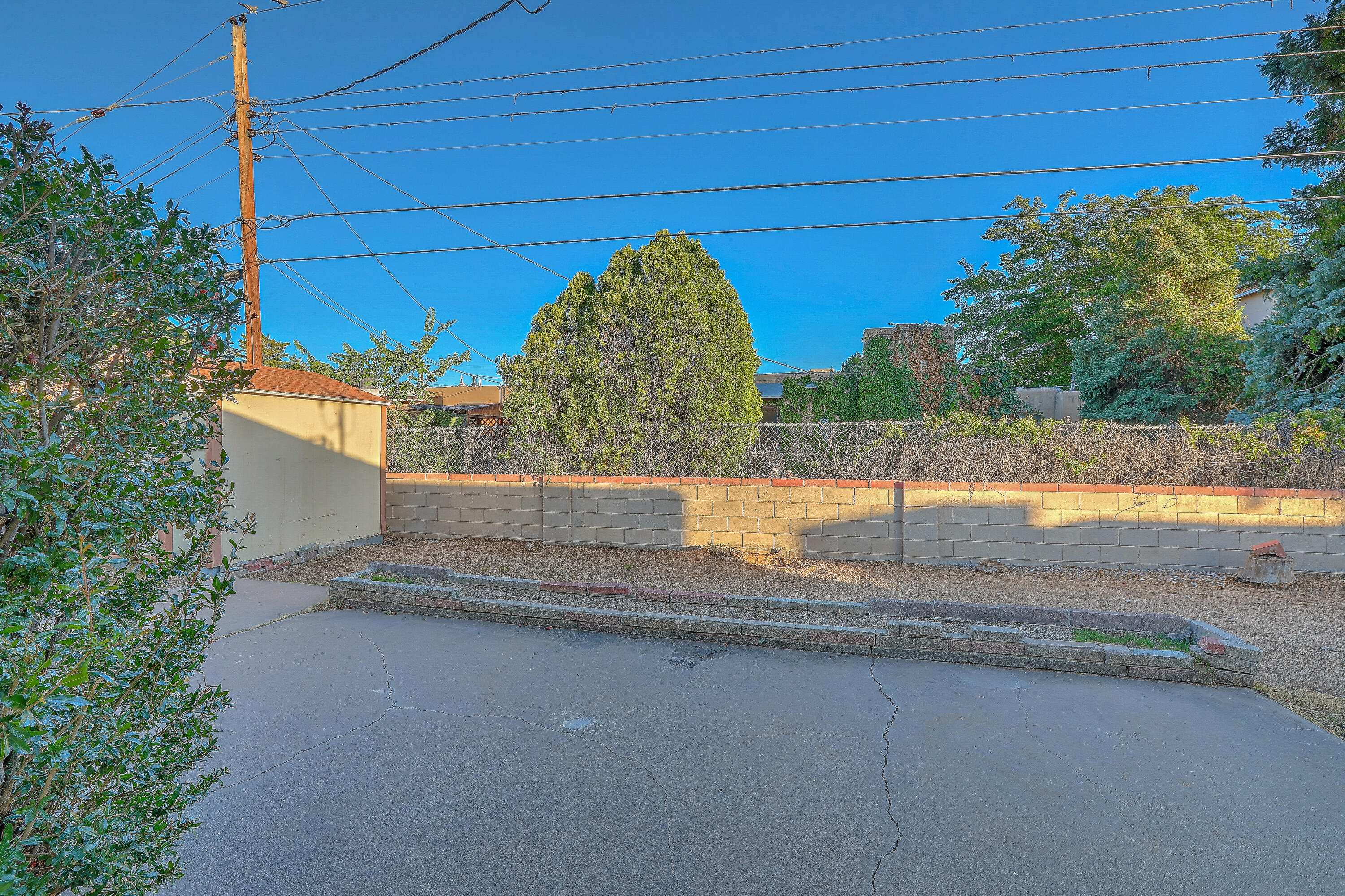 Photo 19 — 7738 Haines Avenue NE
