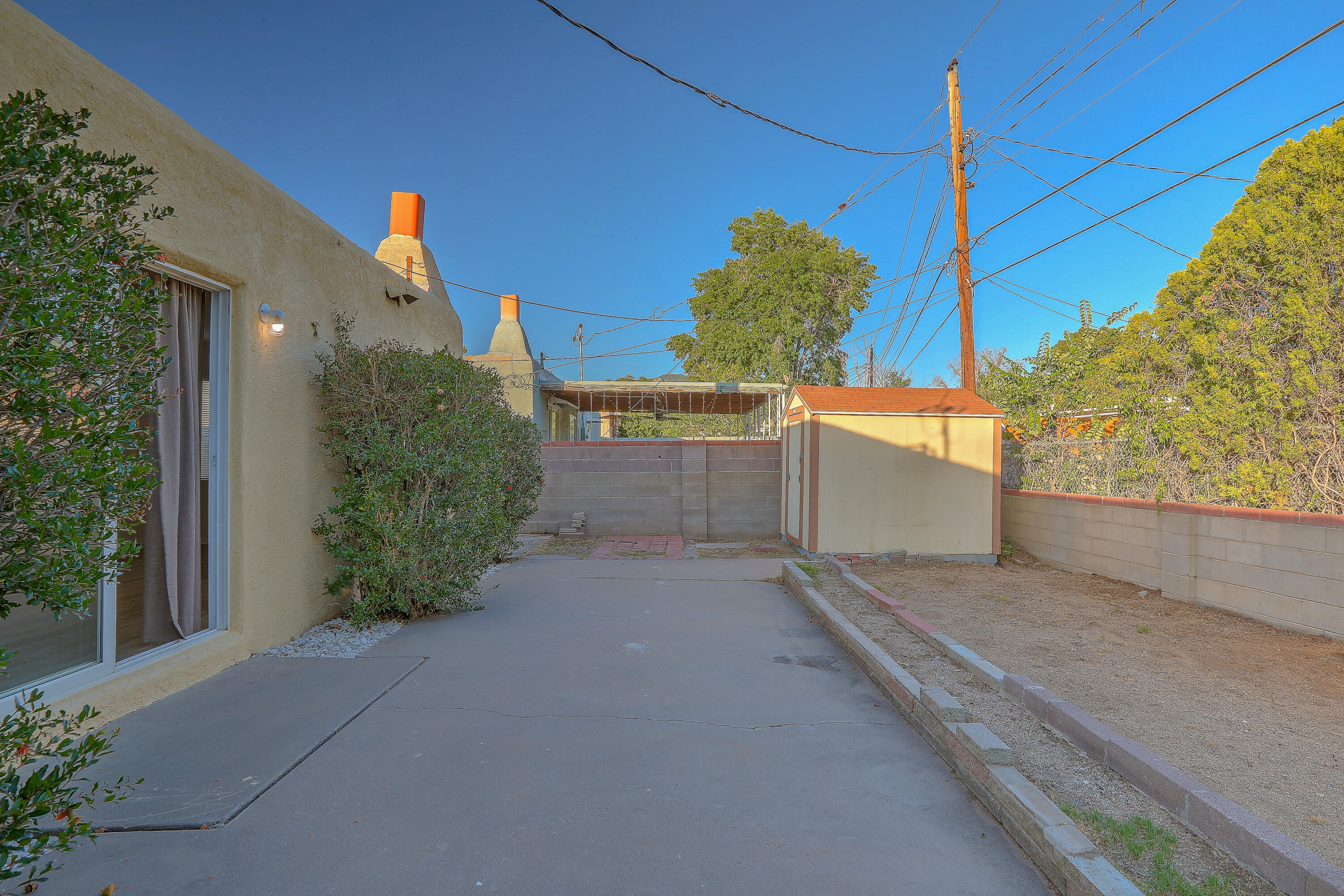 Photo 5 — 7738 Haines Avenue NE