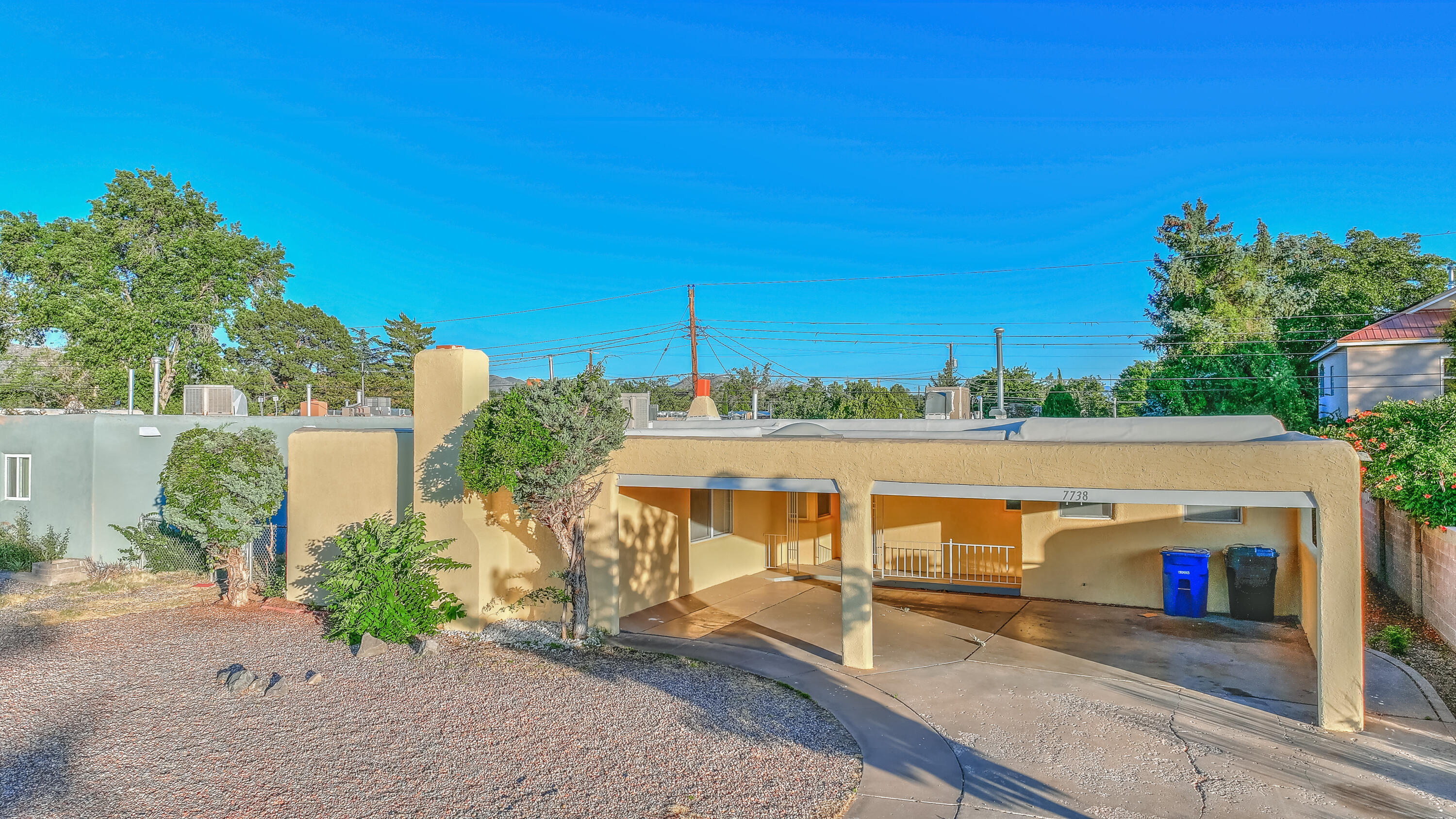 Photo 3 — 7738 Haines Avenue NE