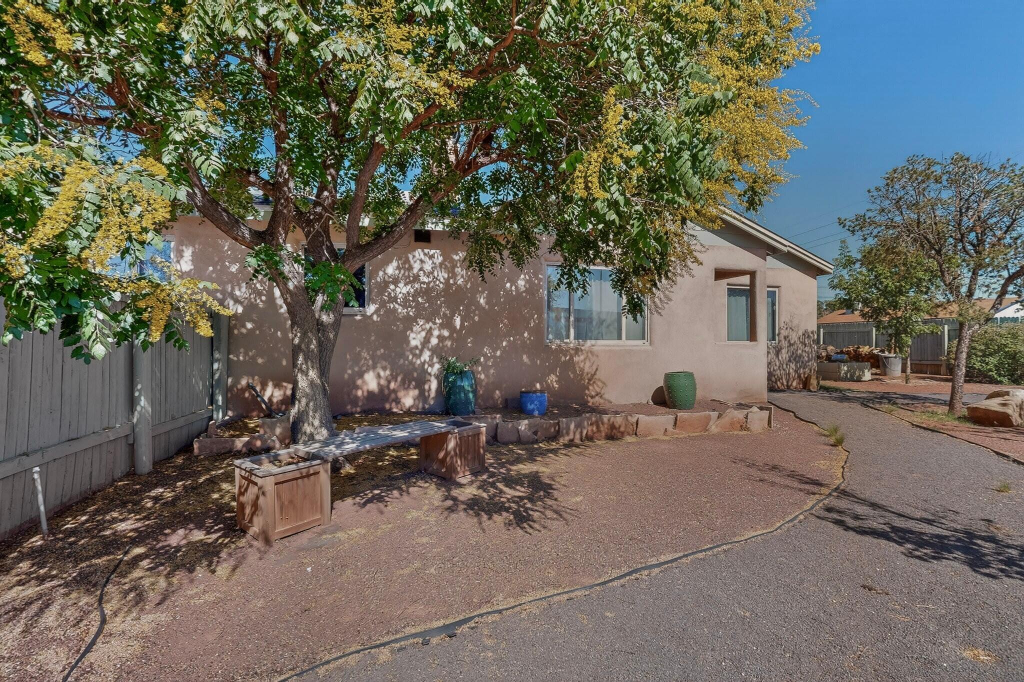 Photo 15 — 3605 Mesa Verde Avenue NE