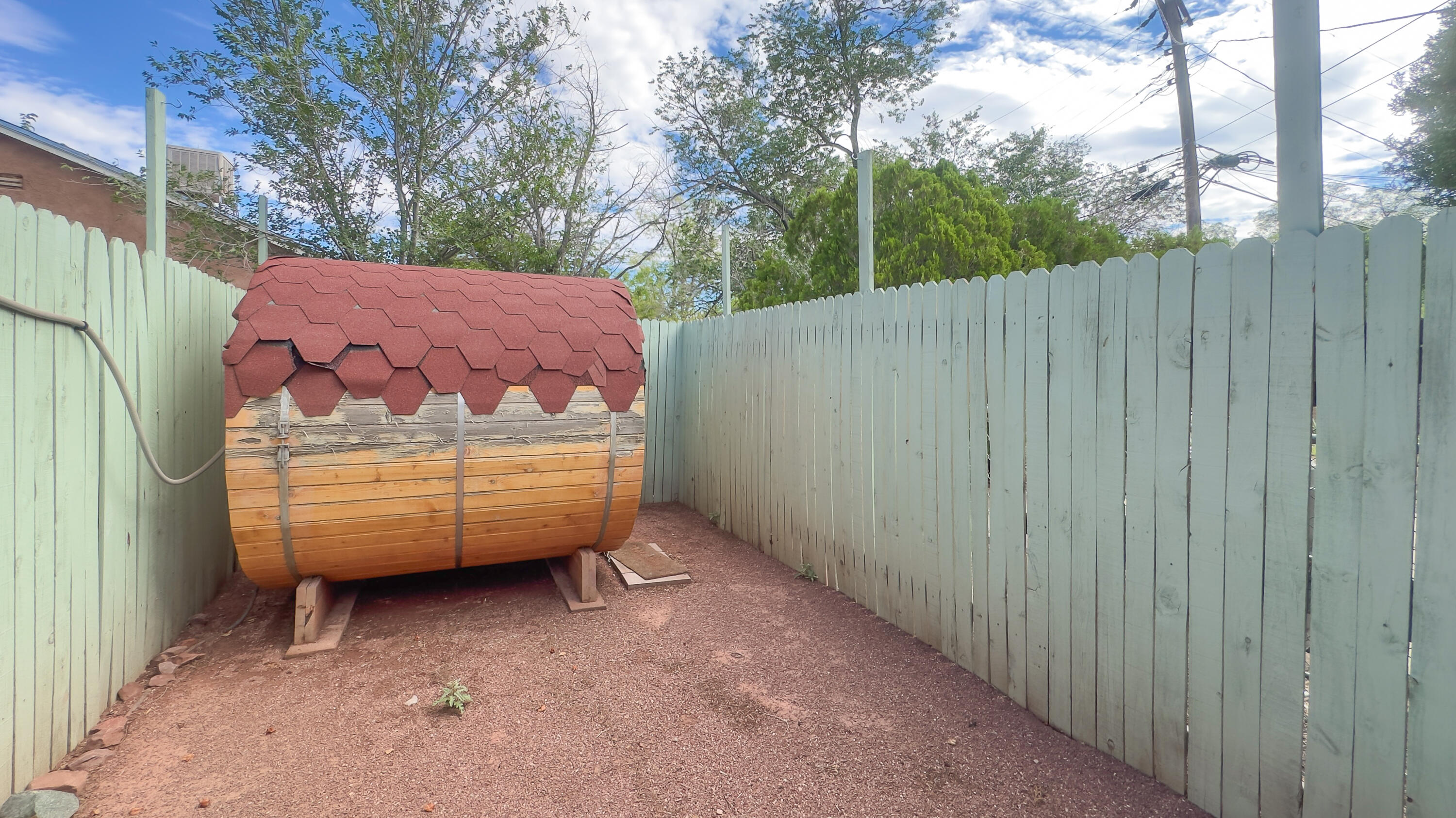 Photo 17 — 3605 Mesa Verde Avenue NE