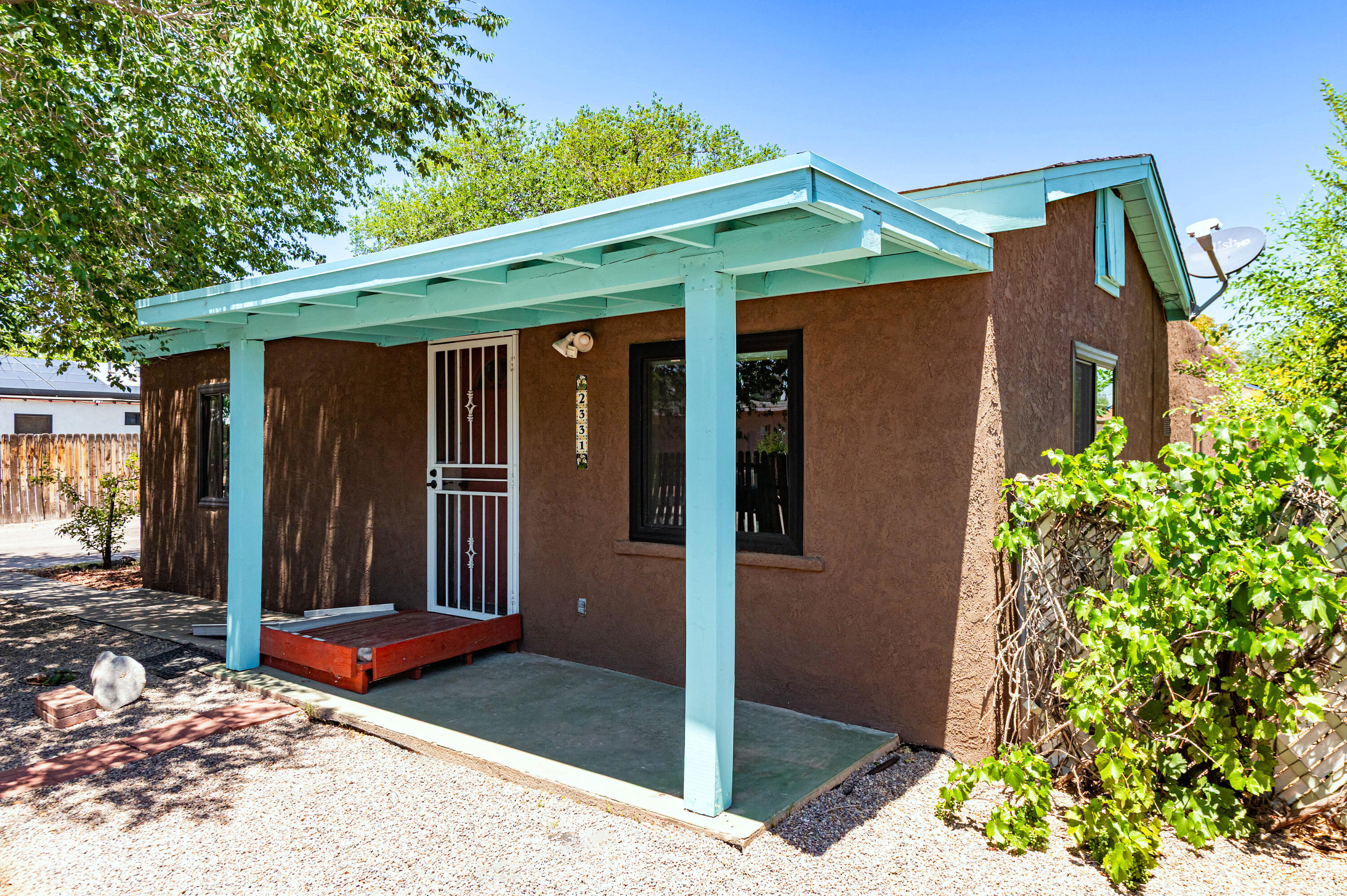 Photo 18 — 2331 Edna Avenue NW
