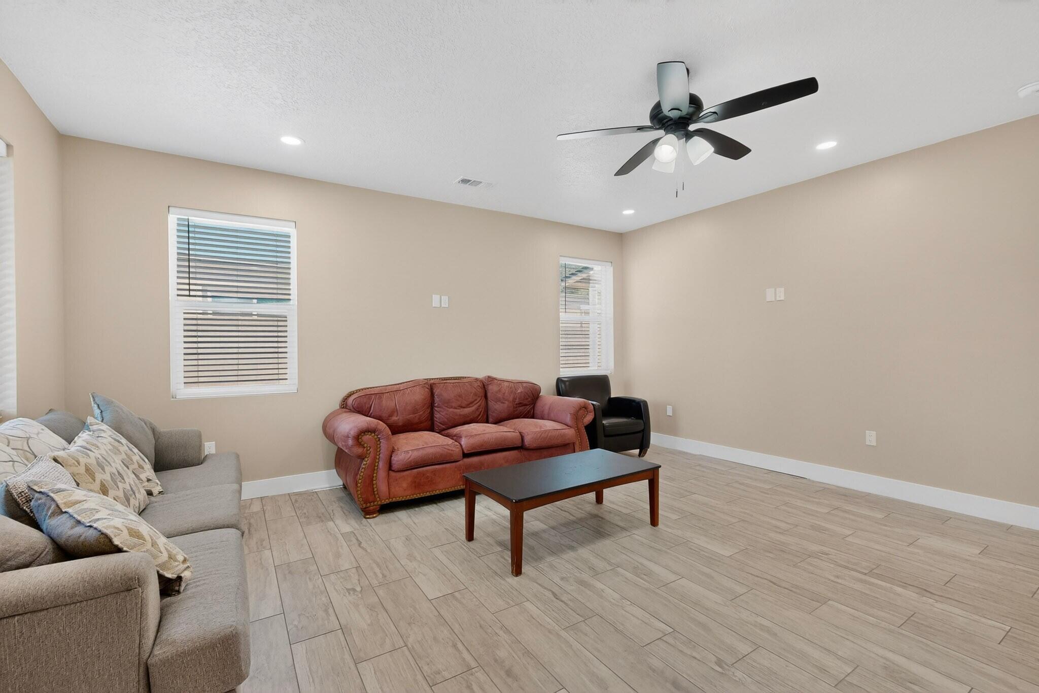 Photo 16 — 2527 Verde Road SW