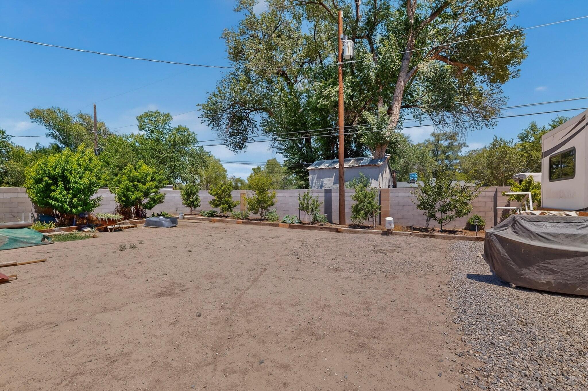 Photo 10 — 2527 Verde Road SW