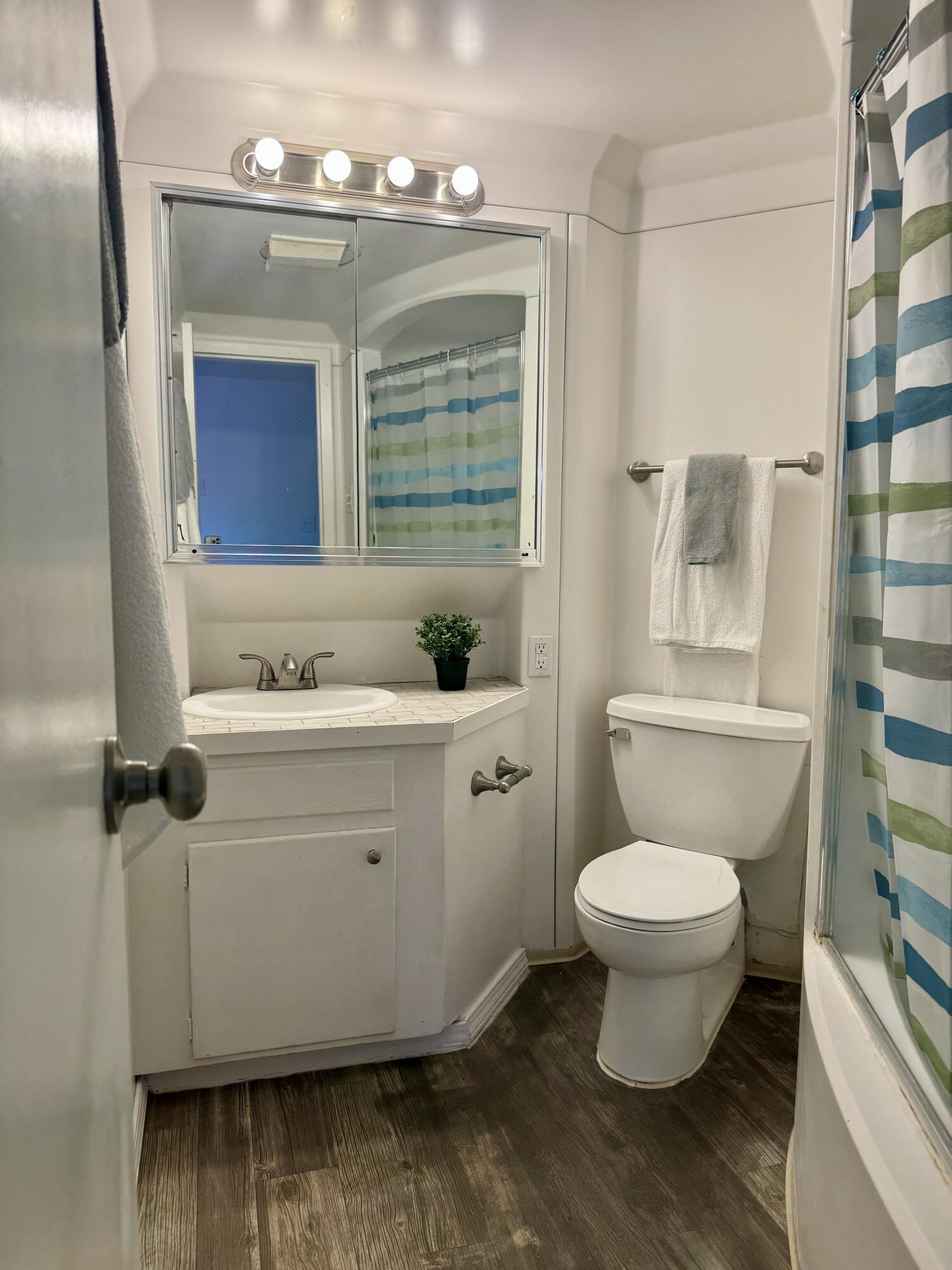 Photo 17 — 2800 Vail Avenue SE UNIT 232