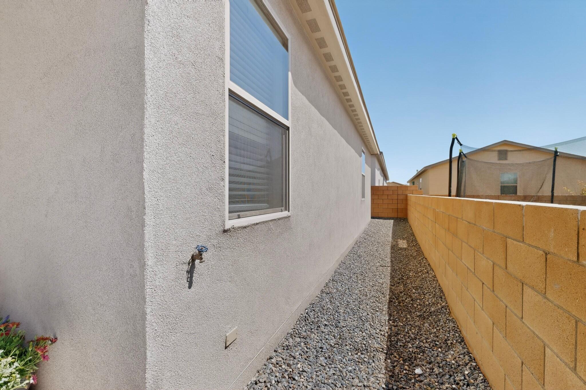 Photo 2 — 4758 Grizzly Peak Road NE