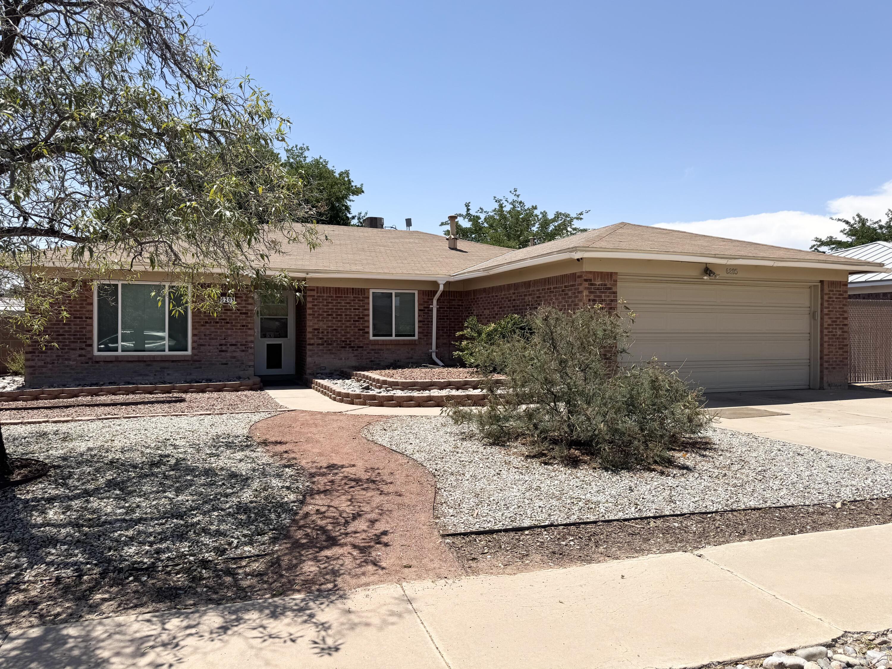 6205 Vista Montano Street NW, Albuquerque, NM 87120
