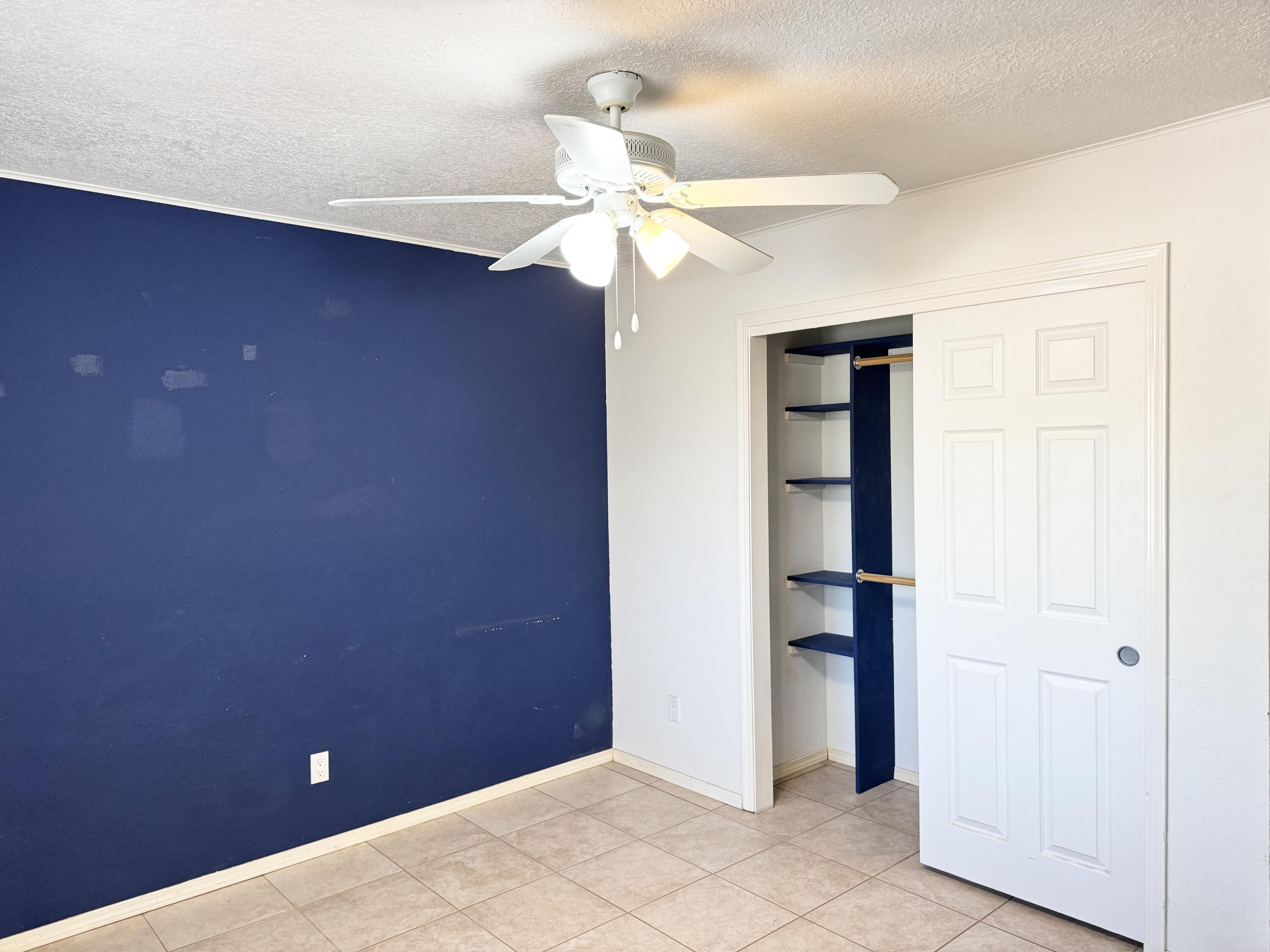Photo 12 — 6205 Vista Montano Street NW