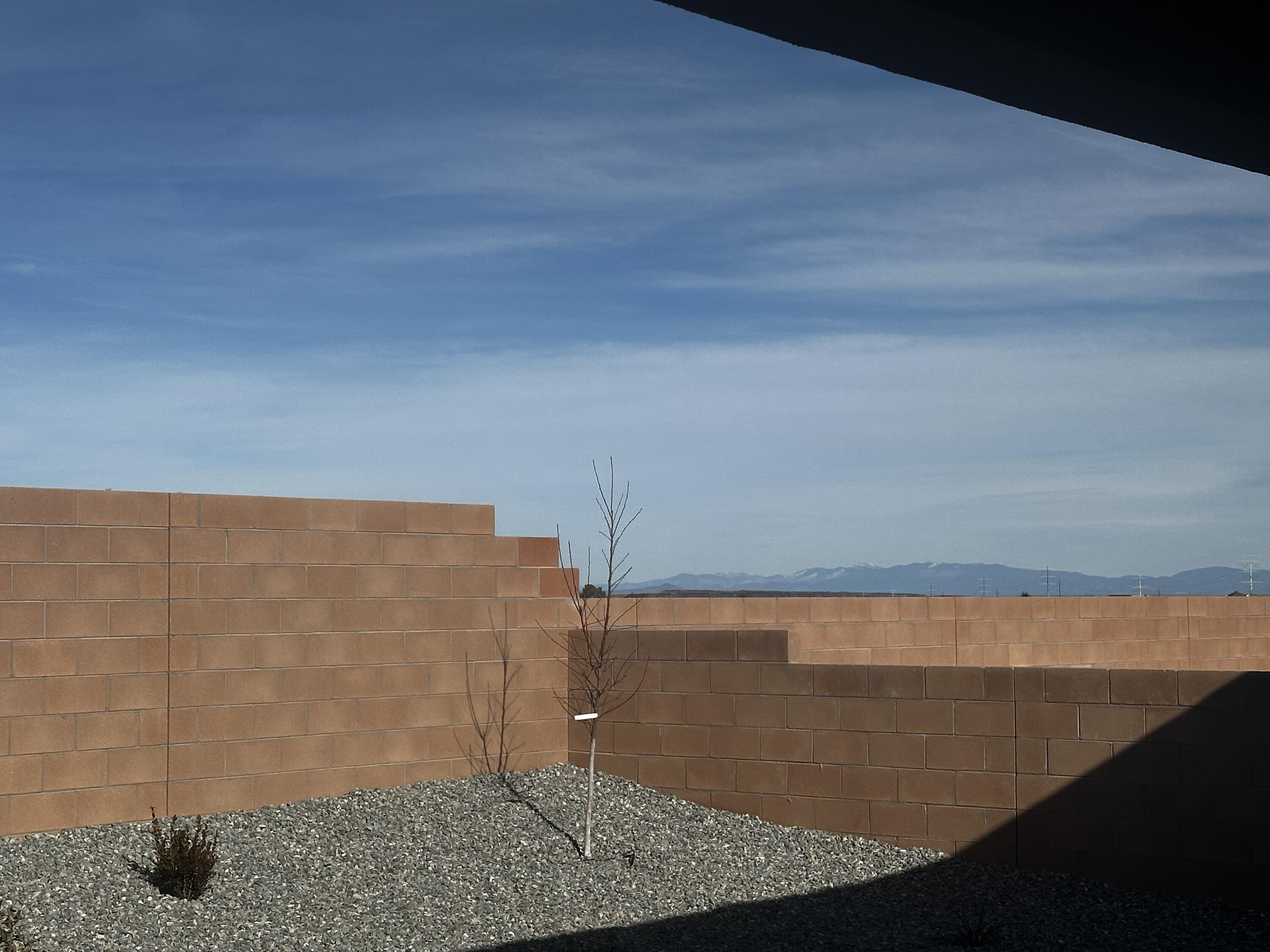 Photo 4 — 6739 Clayton Drive NE