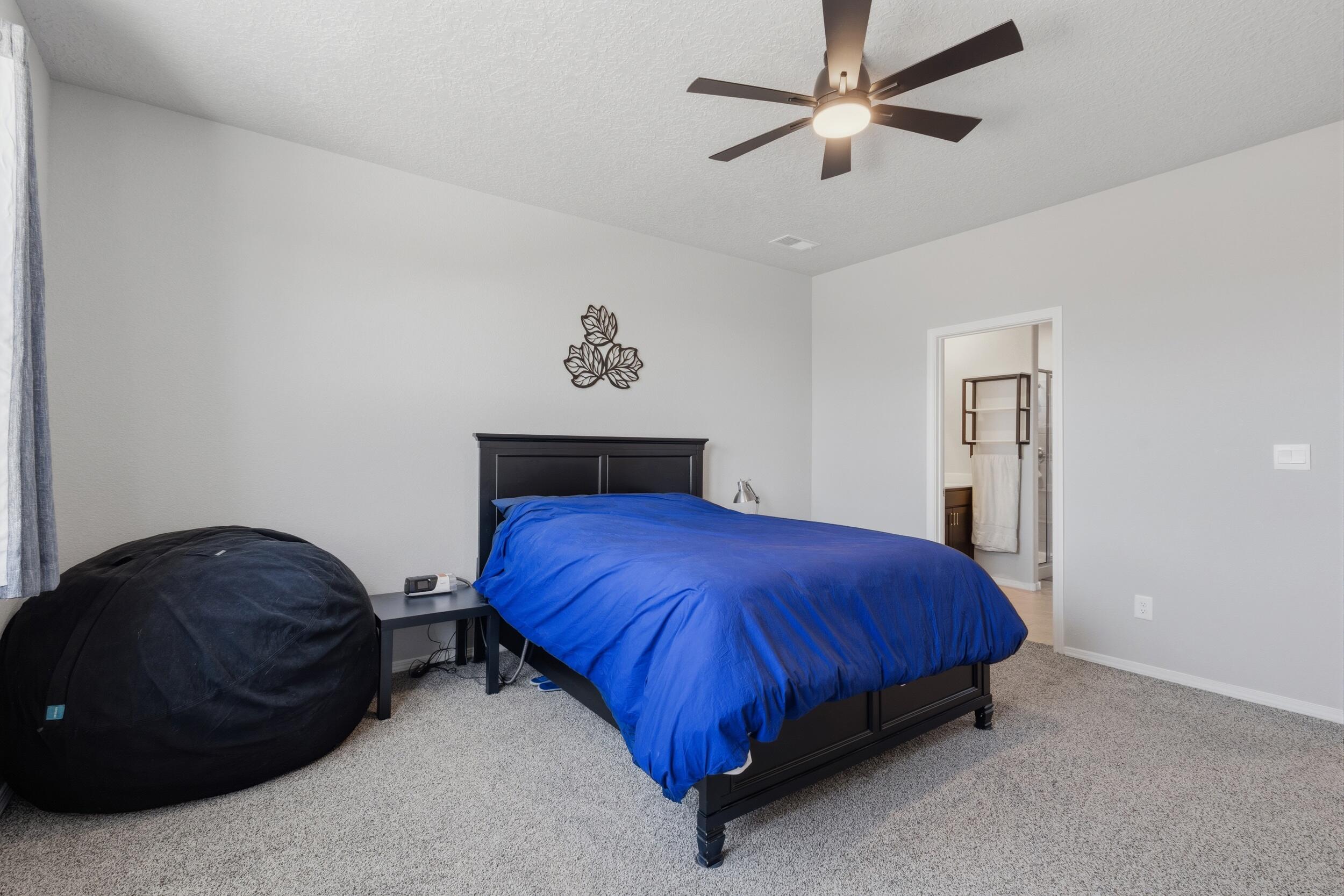Photo 17 — 10728 Sabino Loop SW