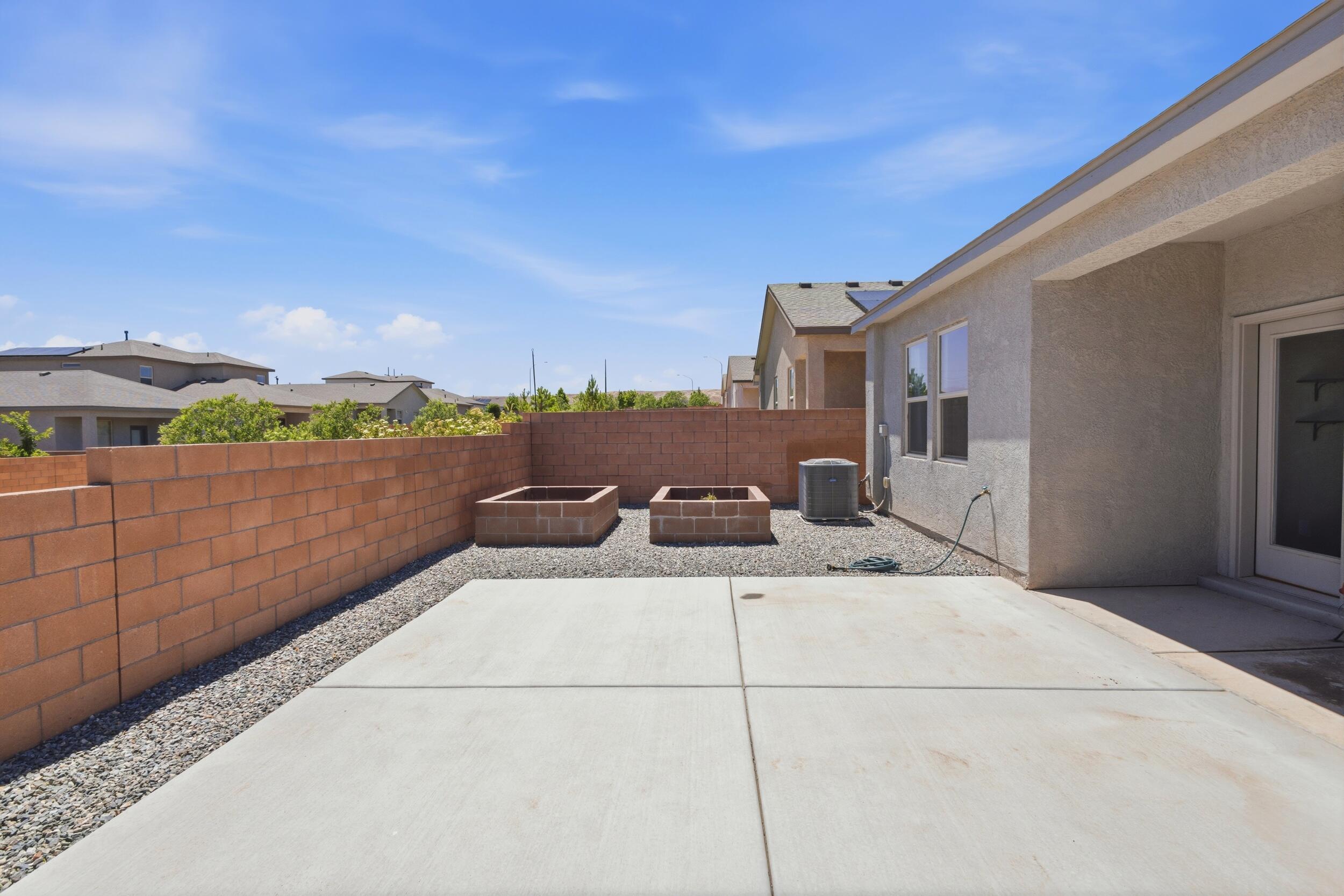 Photo 3 — 10728 Sabino Loop SW
