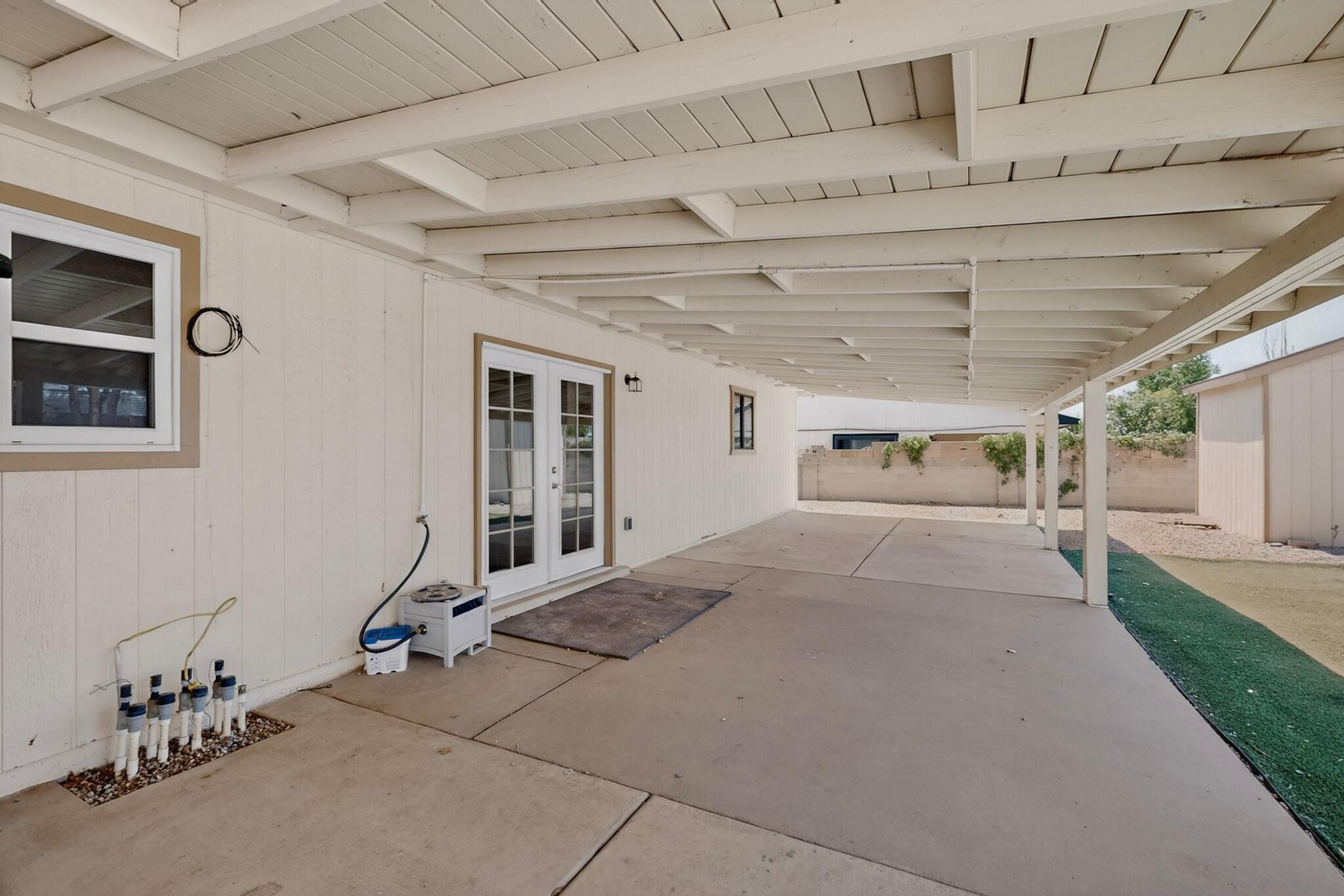 Photo 6 — 735 Stagecoach Road SE
