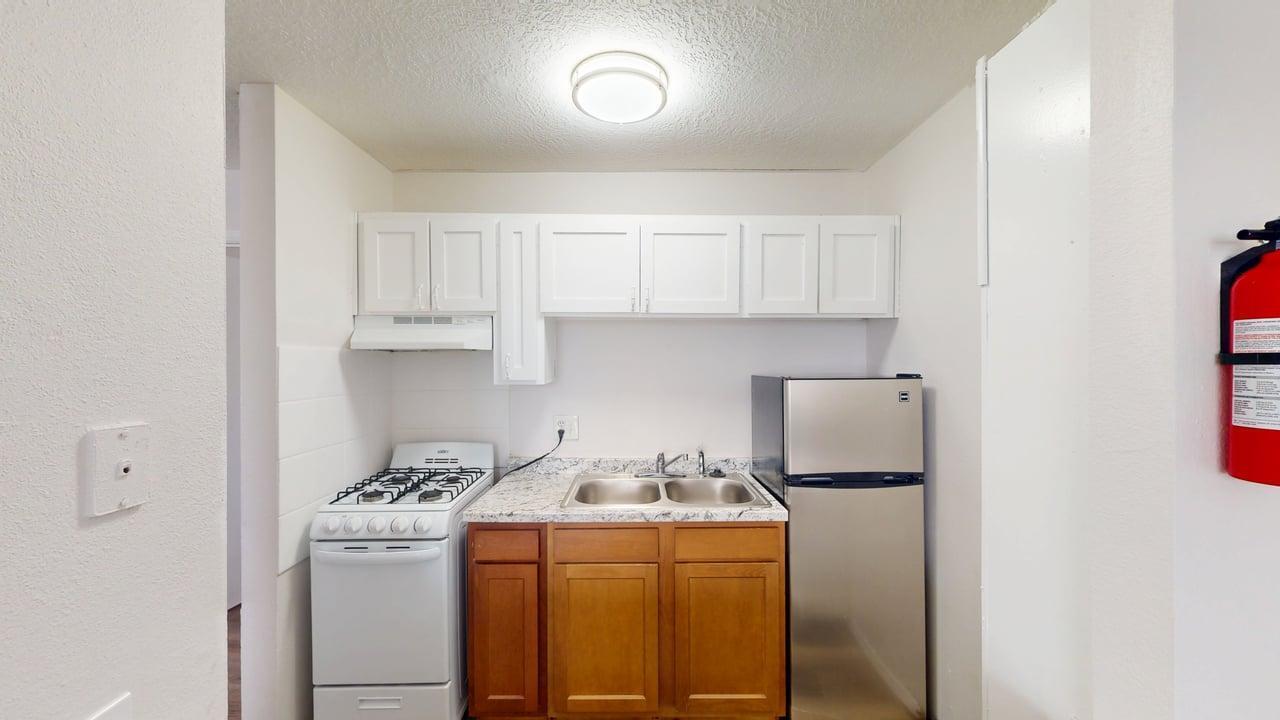 Photo 14 — 433 Mesilla & 437 (4 lots) Street SE