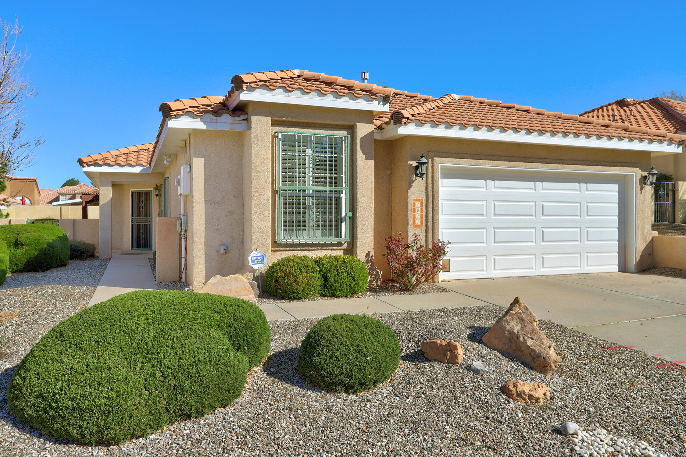 1211 Blue Quail Road NE