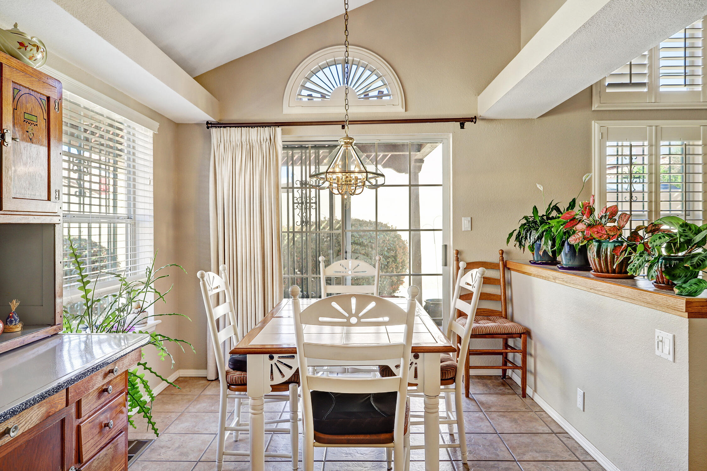 Photo 10 — 1211 Blue Quail Road NE