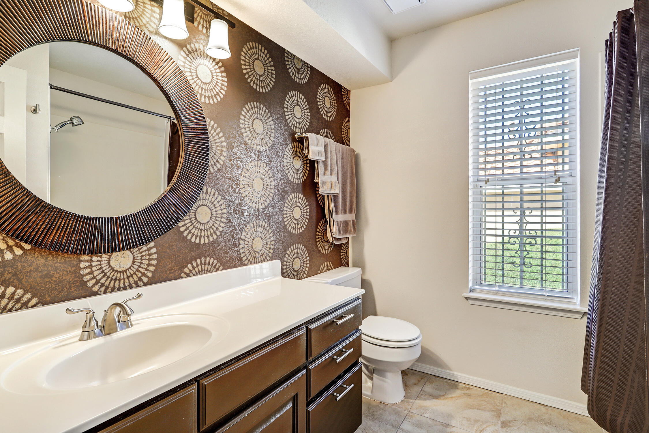 Photo 19 — 1211 Blue Quail Road NE